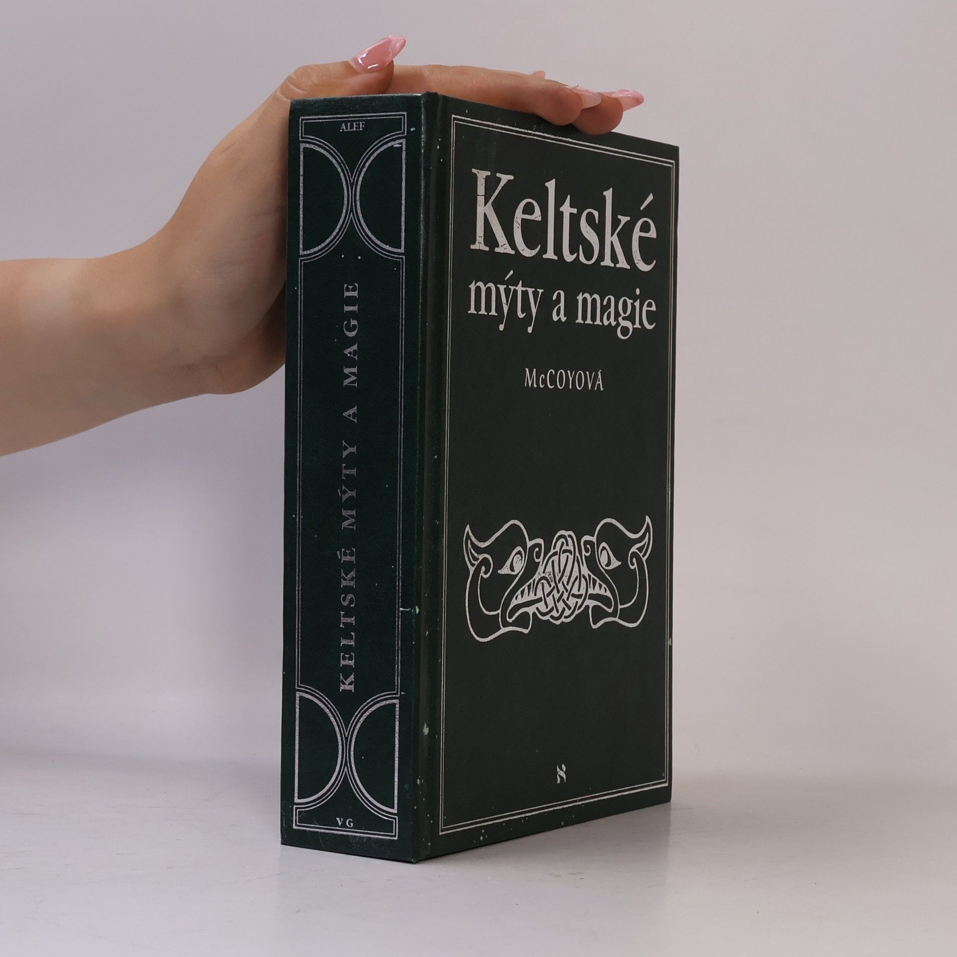 Edain McCoy Keltské mýty a magie. Jak si osvojit sílu bohů a bohyň