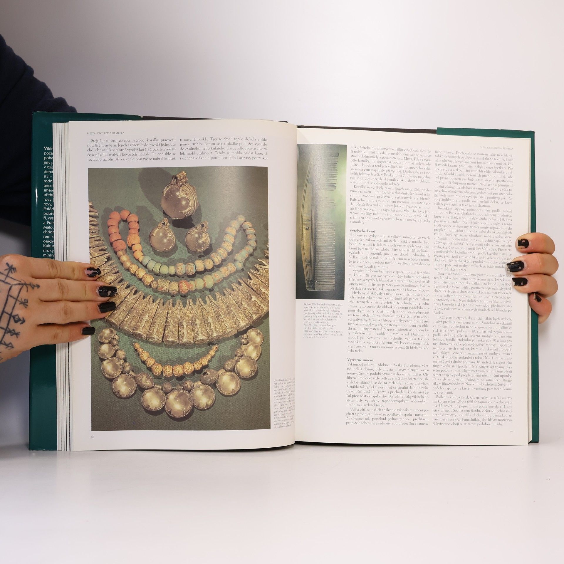 Colleen E. Batey Svět vikingů. Kulturní atlas