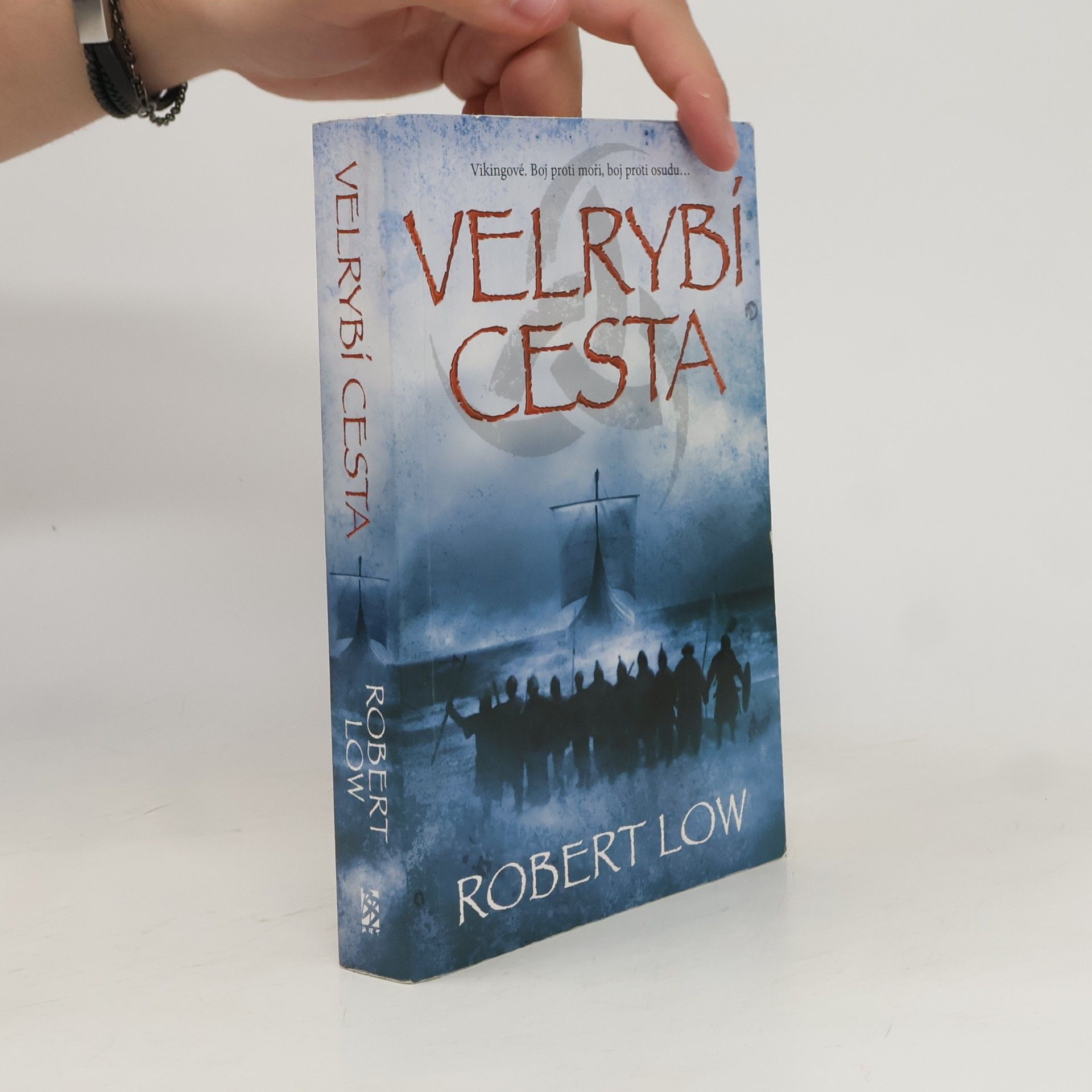 Robert Low Velrybí cesta