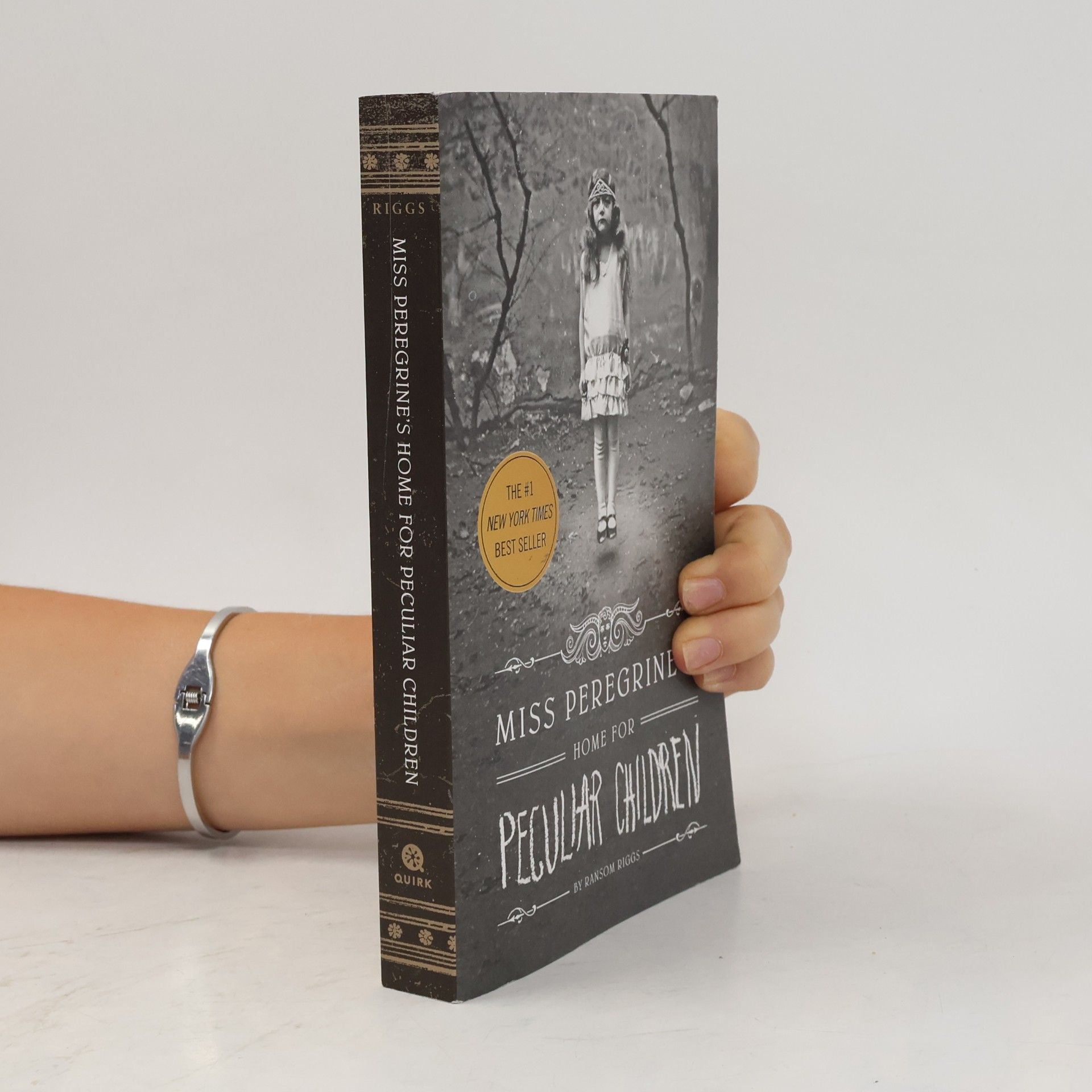 Ransom Riggs Miss Peregrine's Home for Peculiar Children