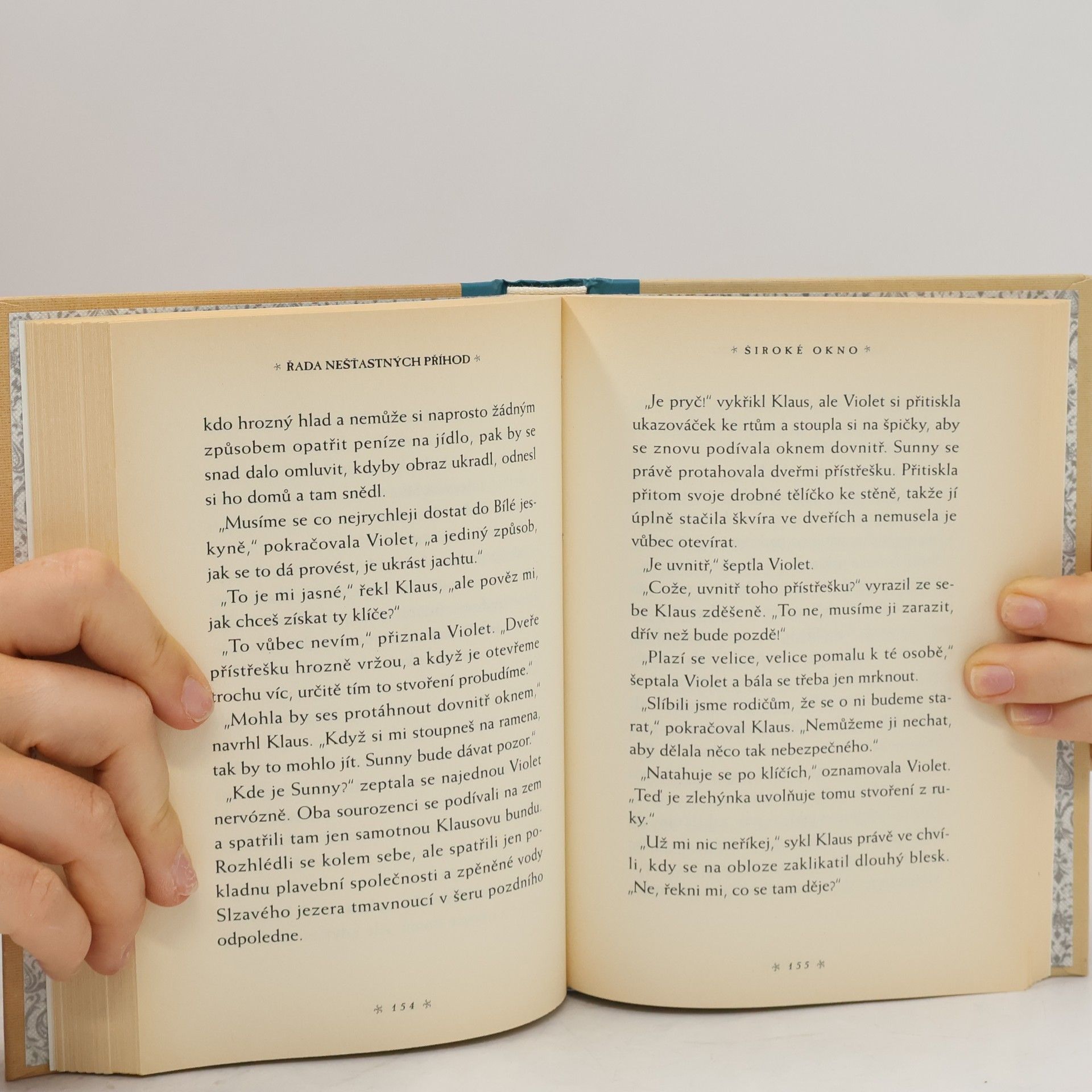 Lemony Snicket Řada nešťastných příhod 3. Široké okno