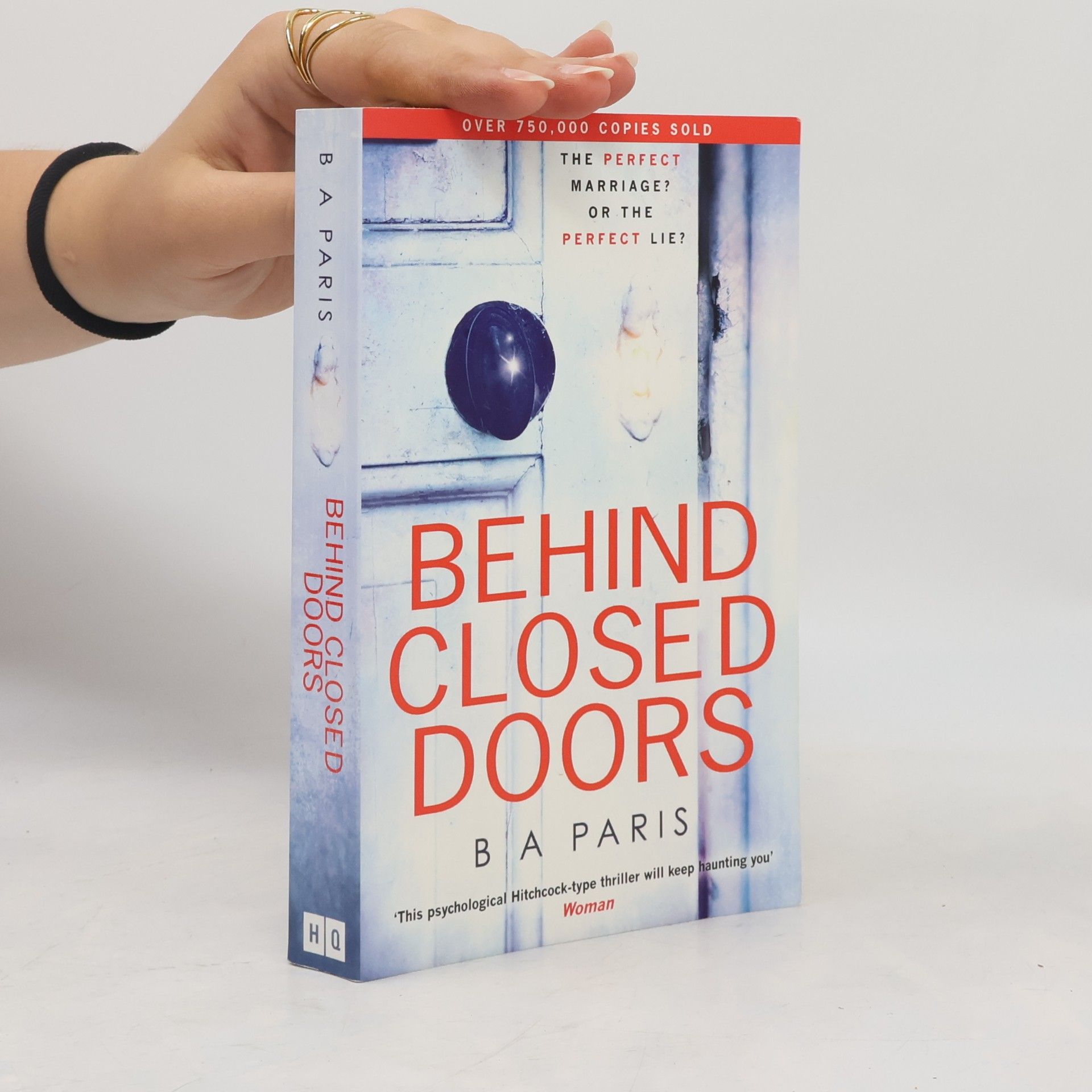 B.A. Paris Behind closed doors