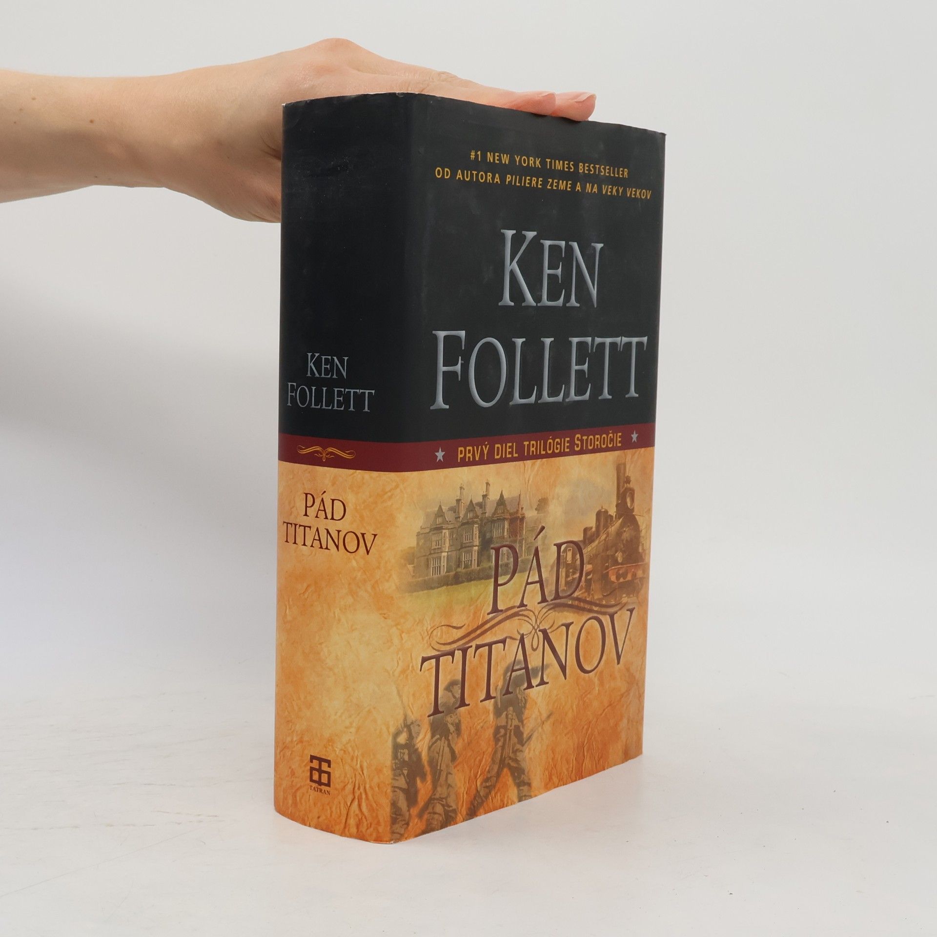 Ken Follett Pád titanov