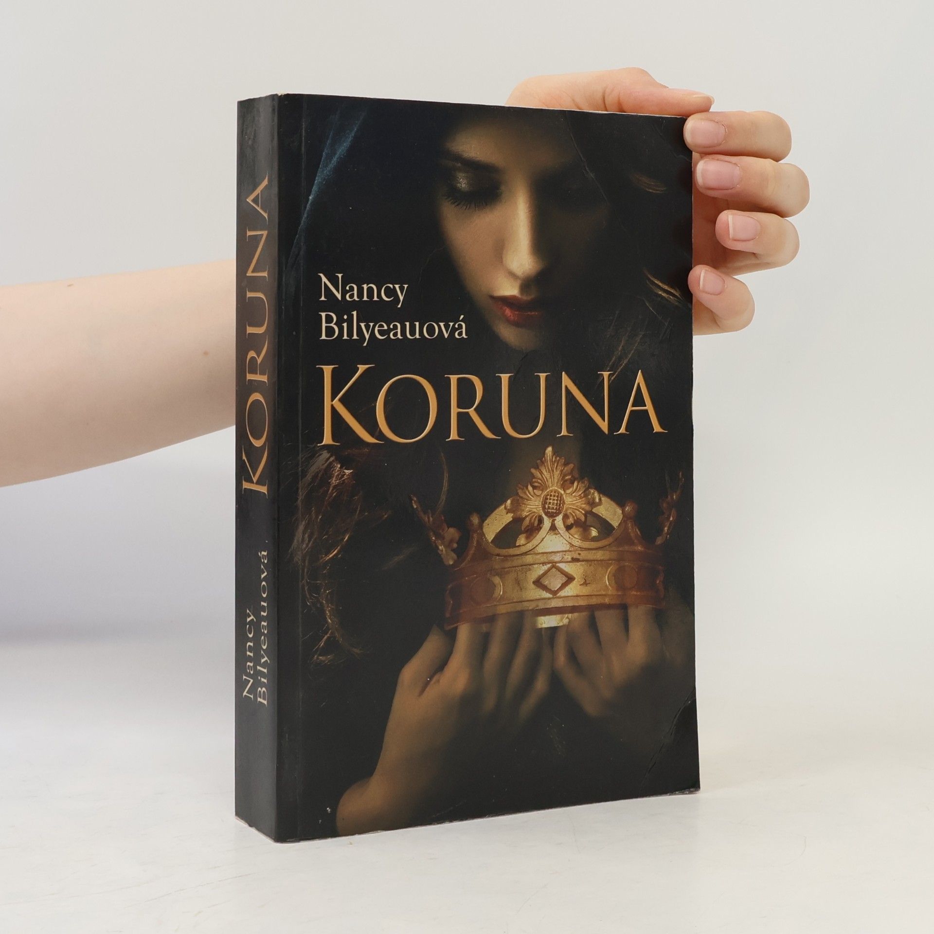 Nancy Bilyeau Koruna