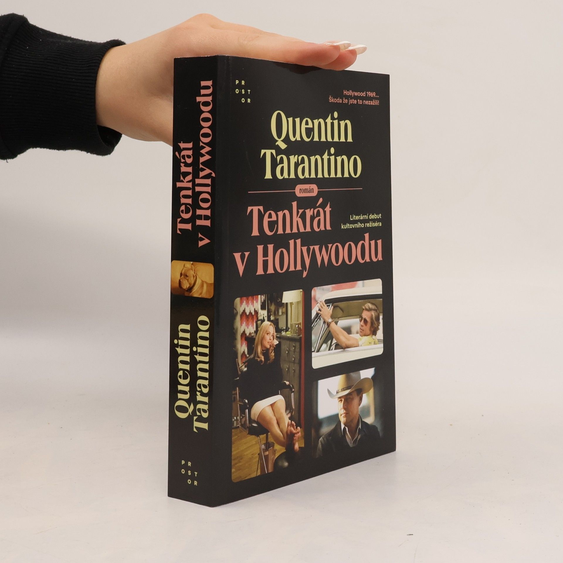 Quentin Tarantino Tenkrát v Hollywoodu : román