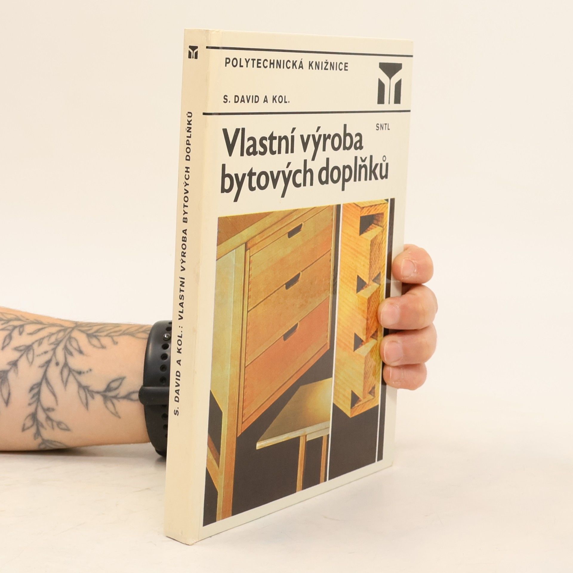 Stanislav David Vlastní výroba bytových doplňků