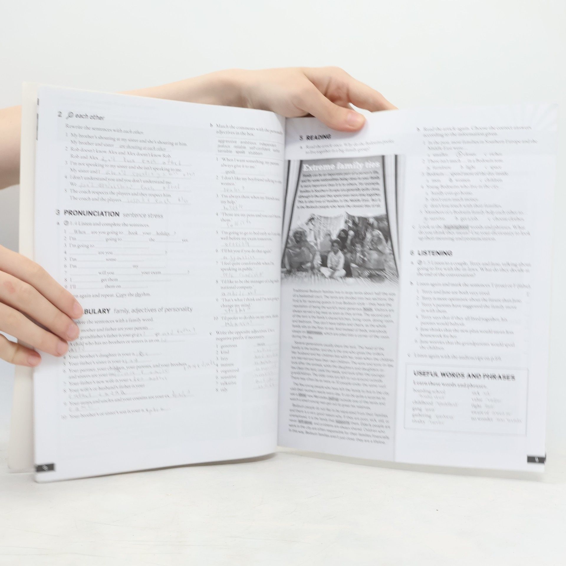 Christina Latham-Koenig English file : elementar : workbook with key