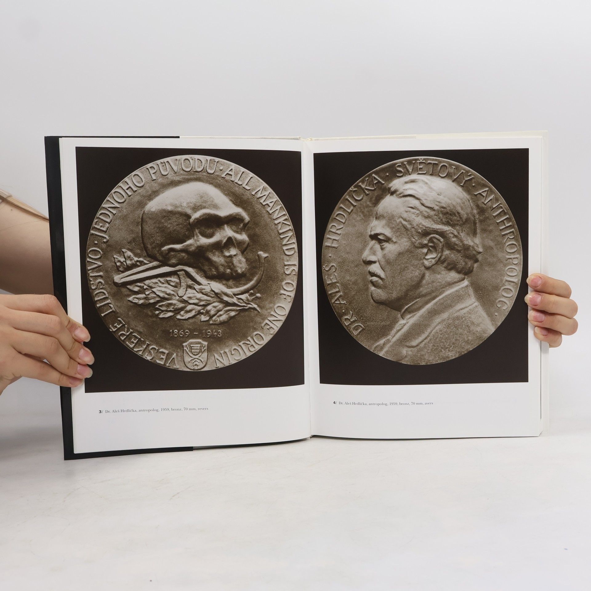 Milan Knobloch Milan Knobloch : medaile, mince, plastiky