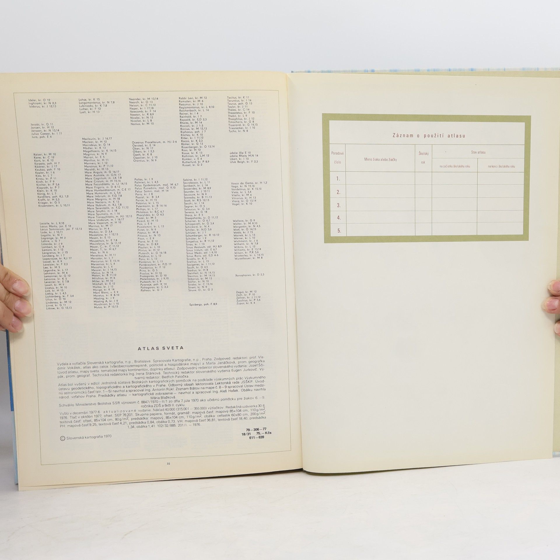 Autorenkollektiv Atlas sveta