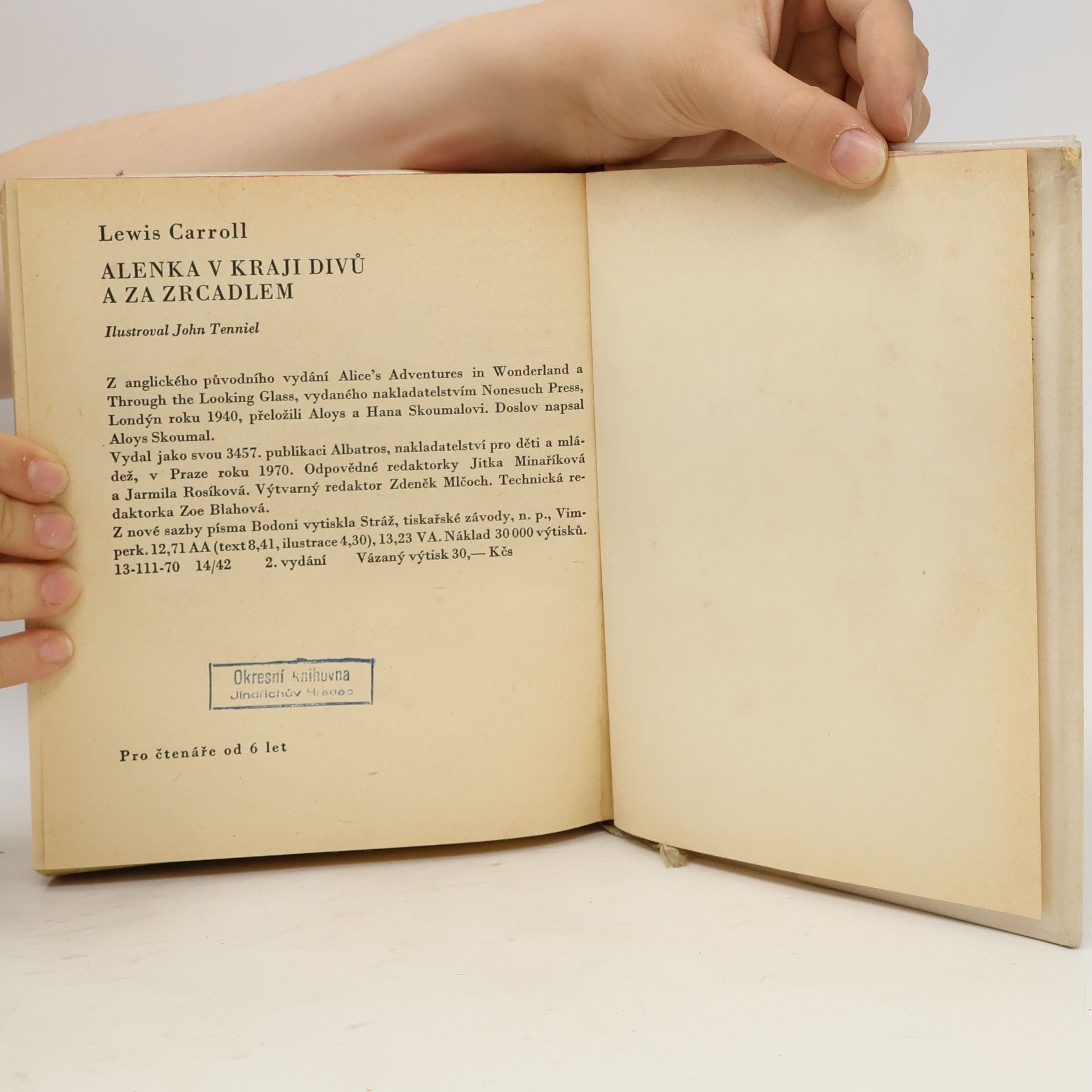 Lewis Carroll Alenka v kraji divů a za zrcadlem