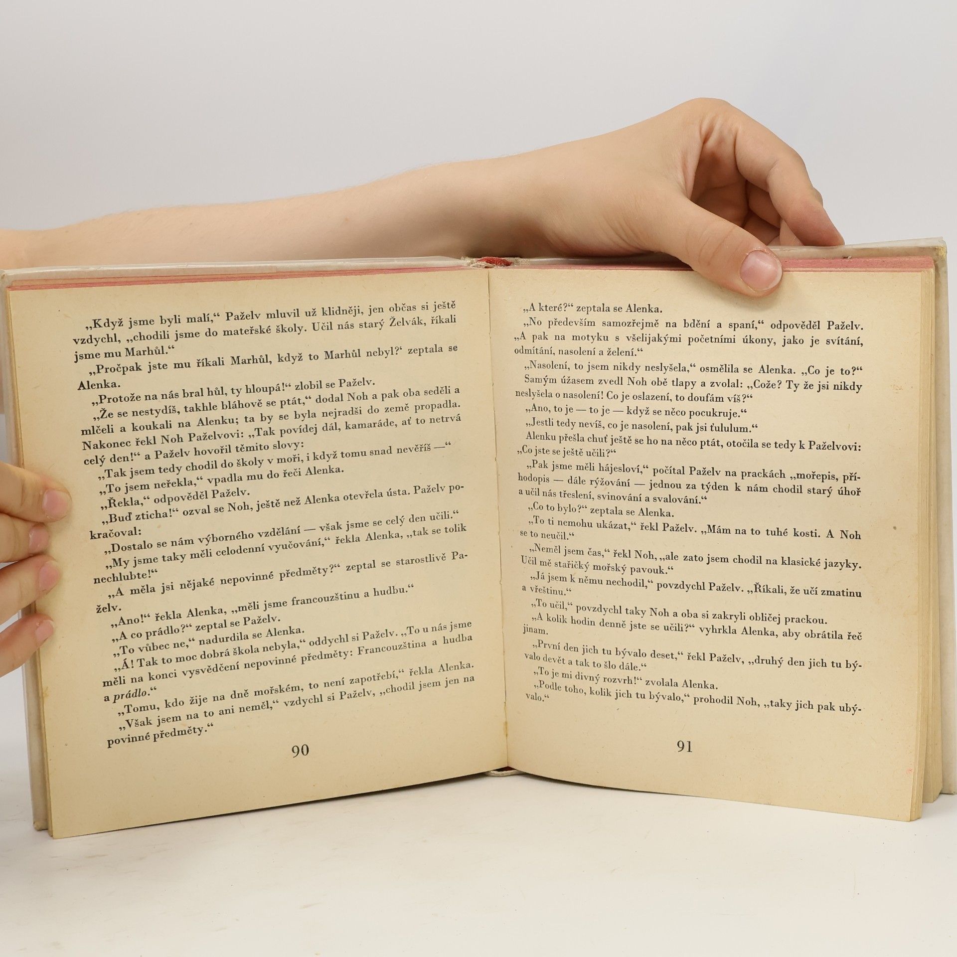 Lewis Carroll Alenka v kraji divů a za zrcadlem
