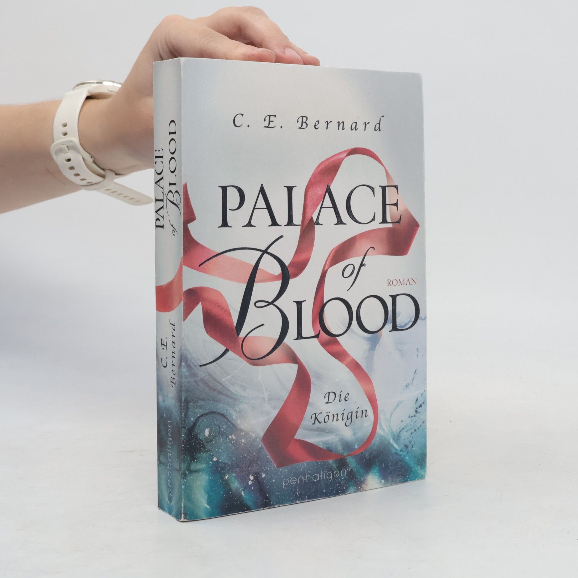 C. E. Bernard Palace of Blood - die Königin