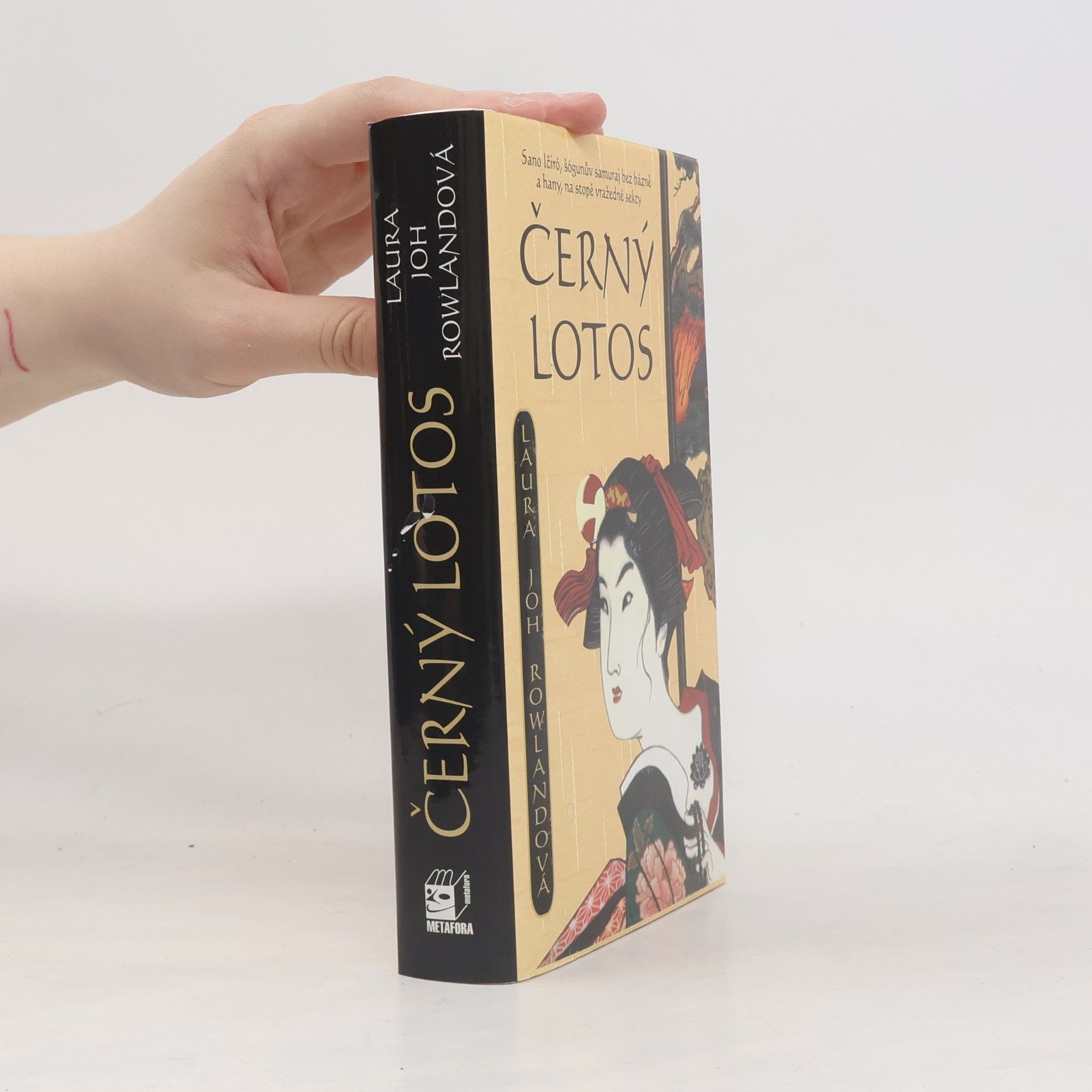 Laura Joh Rowland Černý lotos