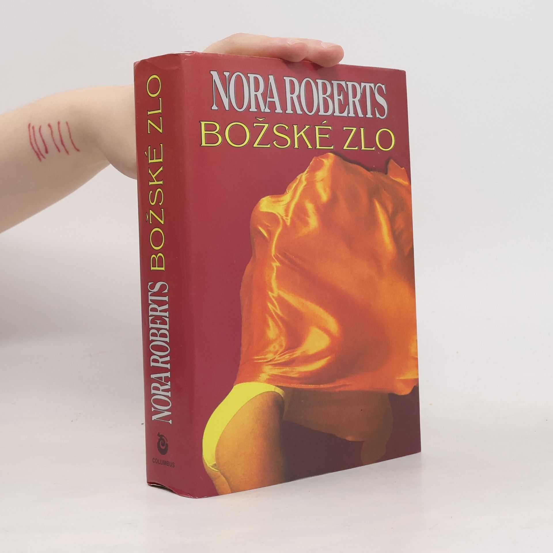 Nora Roberts Božské zlo