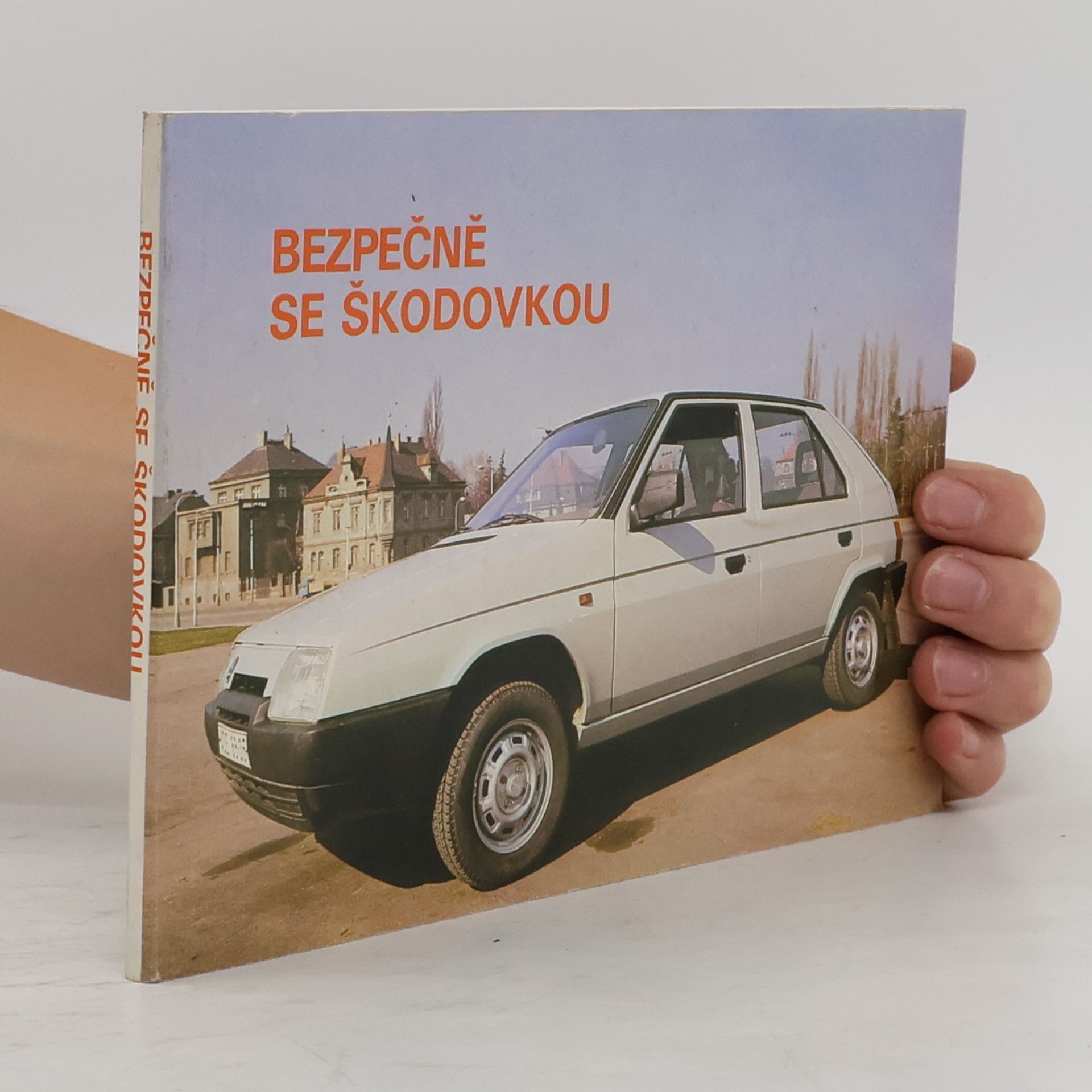 Autorenkollektiv Bezpečně se škodovkou