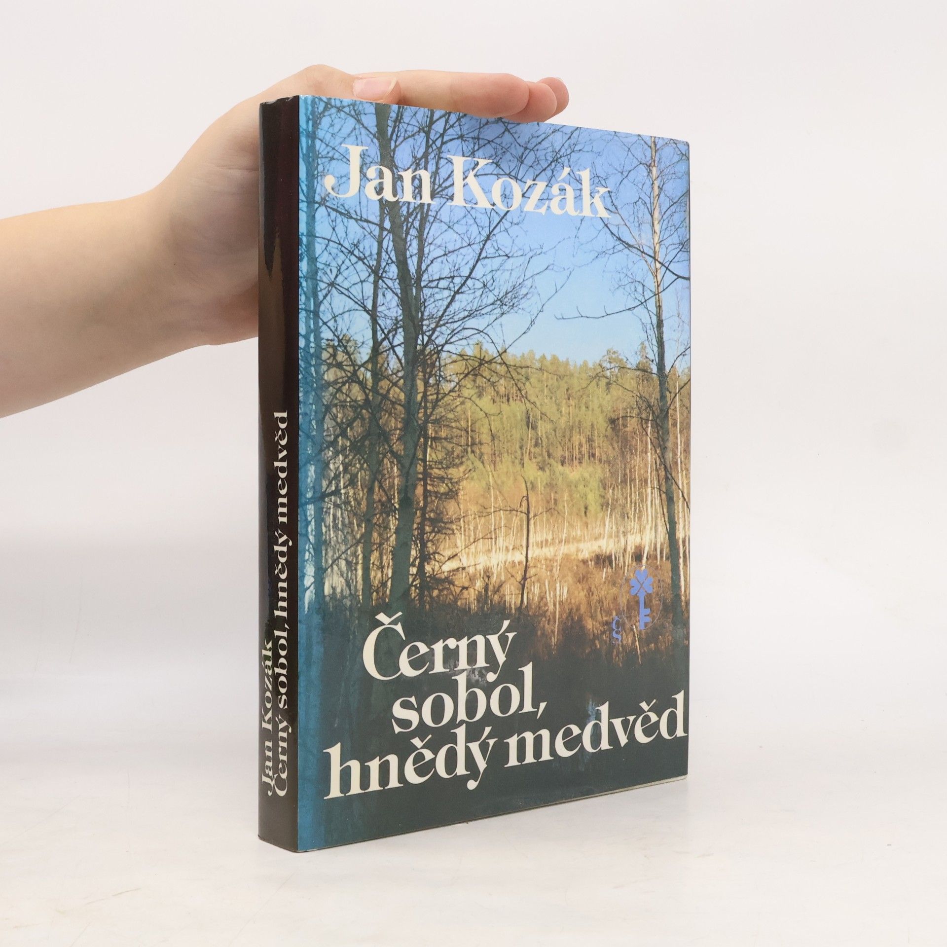 Jan A. Kozák Černý sobol, hnědý medvěd