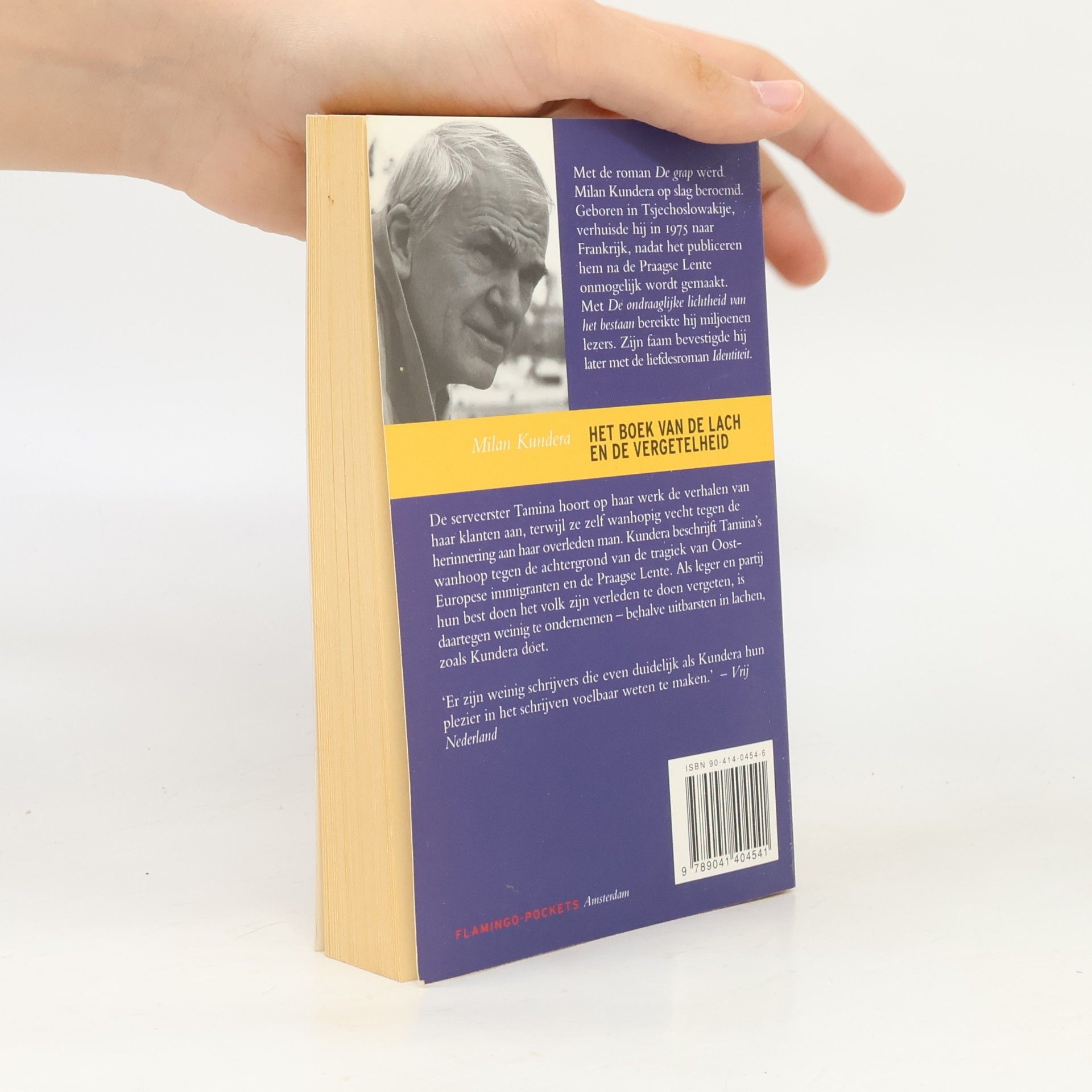 Milan Kundera Het boek van de lach en de vergetelheid