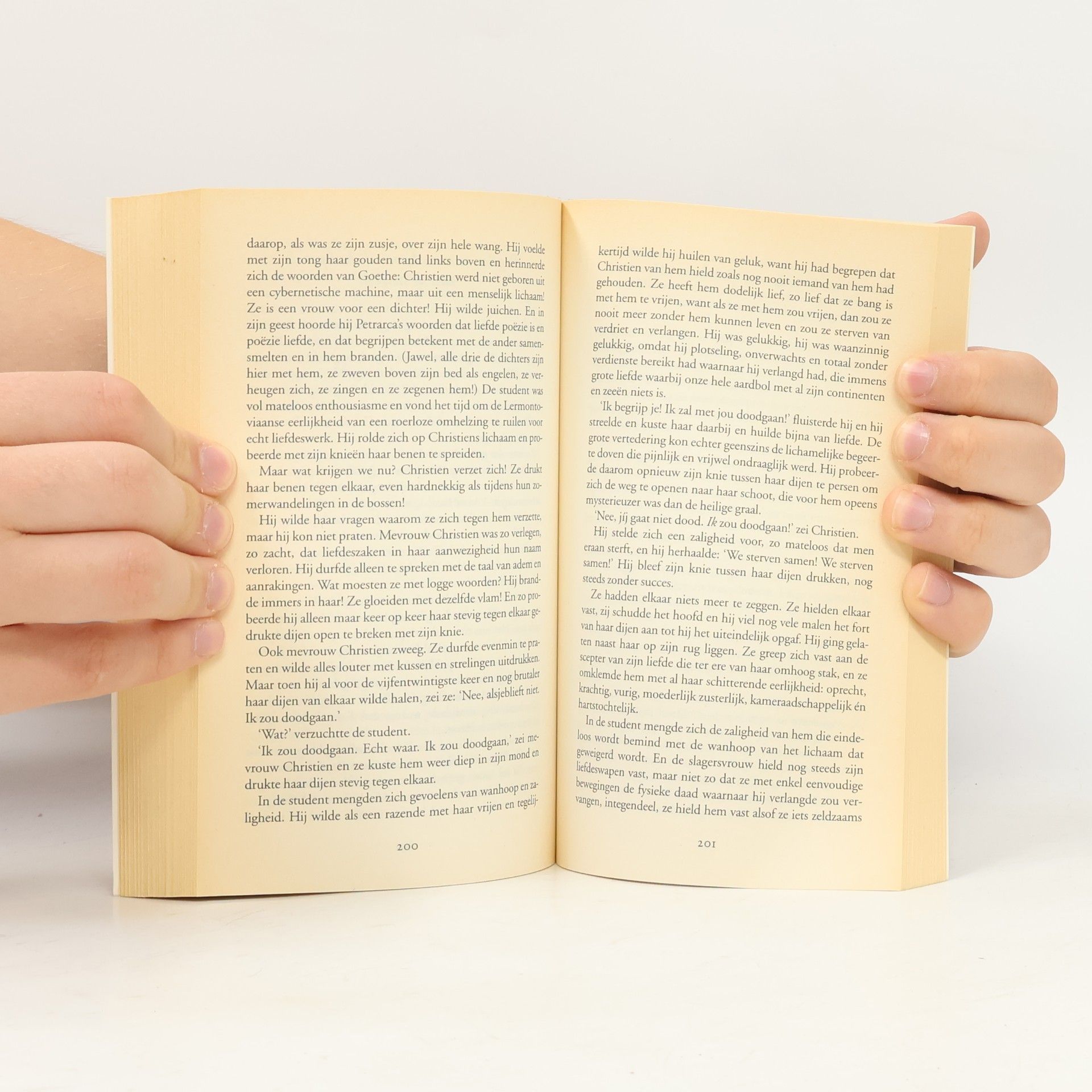 Milan Kundera Het boek van de lach en de vergetelheid