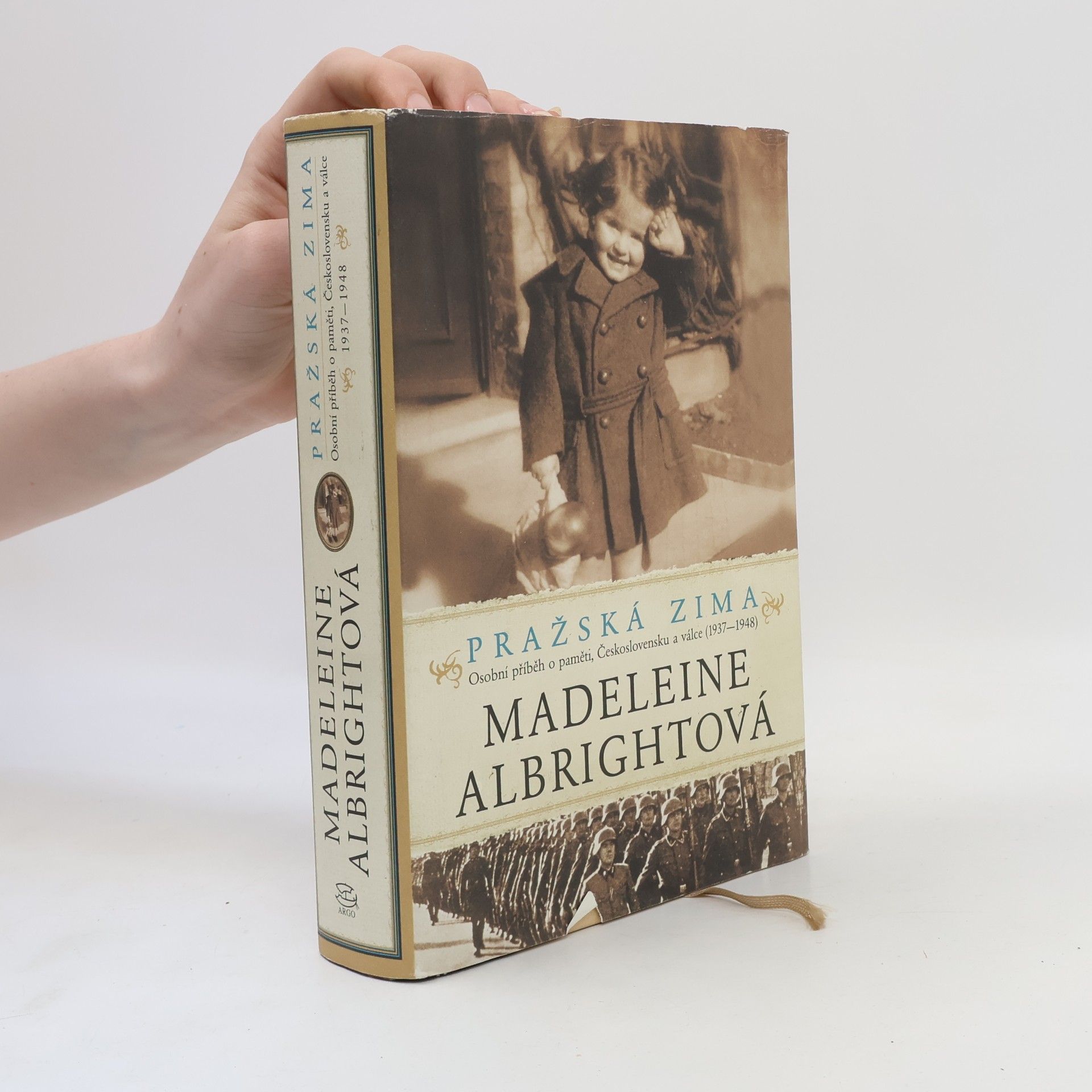 Madeleine Albright Pražská zima