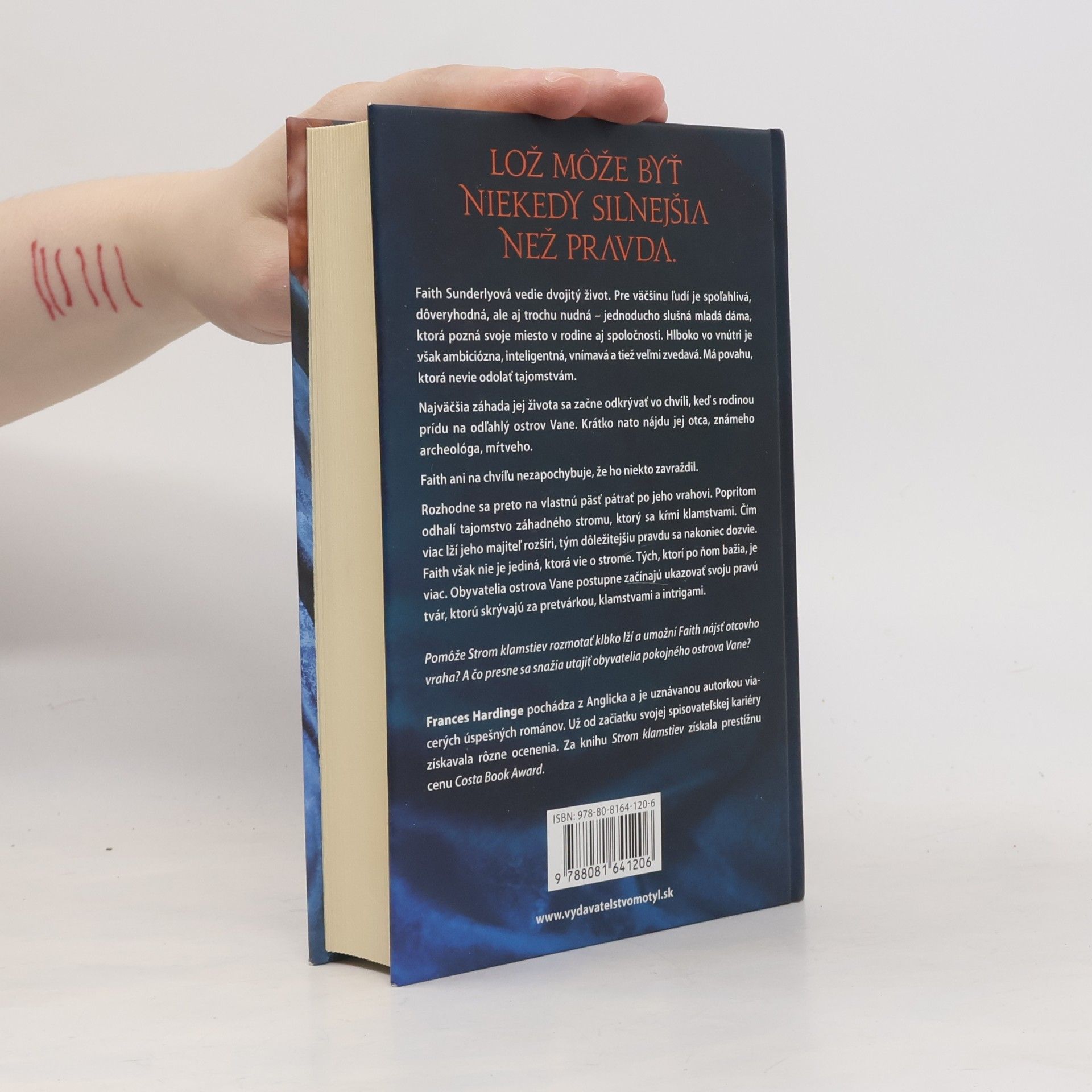 Frances Hardinge Strom klamstiev