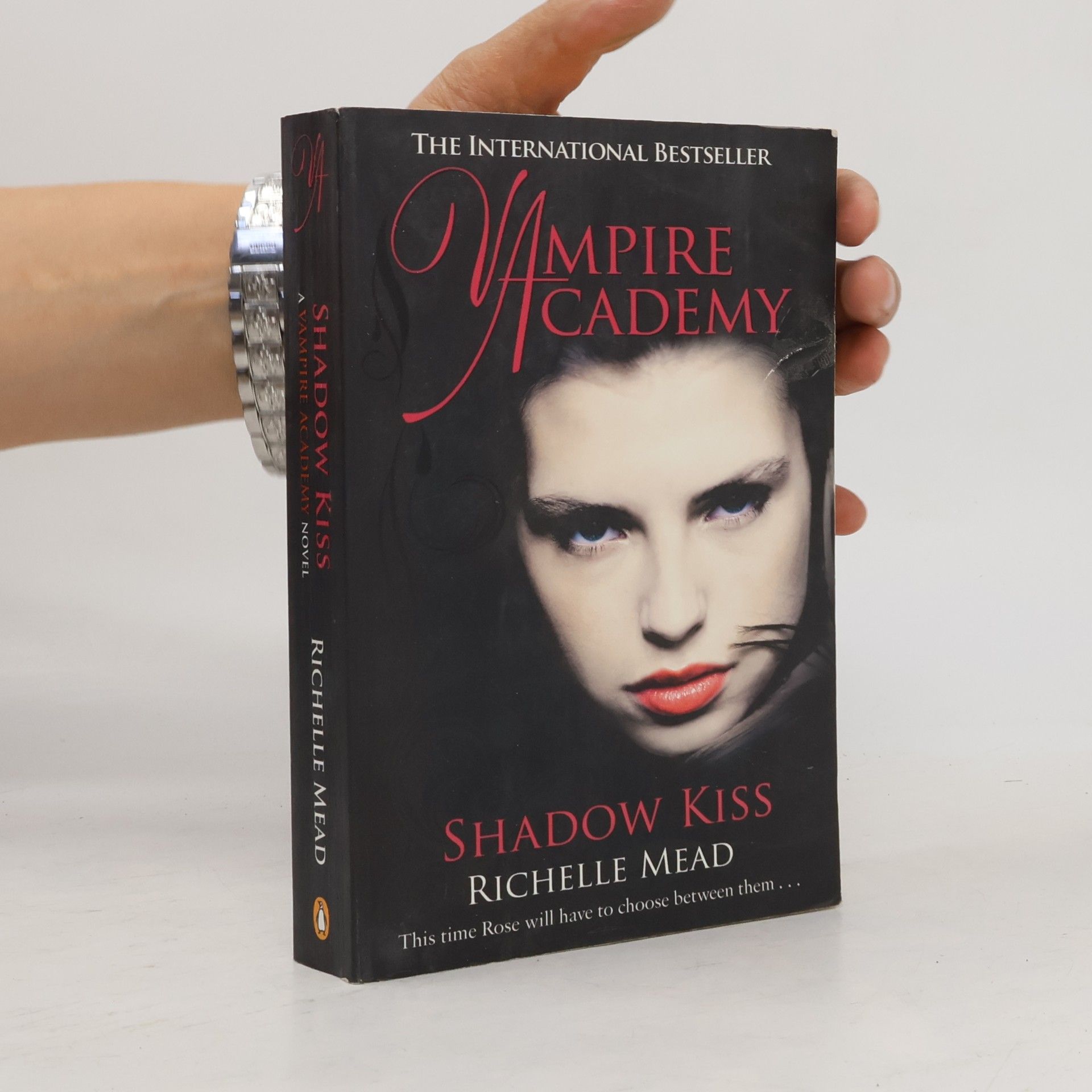 Richelle Mead Vampire Academy - Shadow Kiss