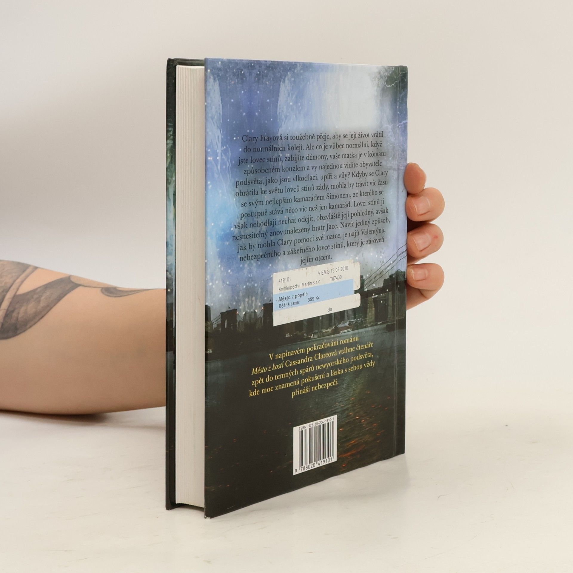Cassandra Clare Nástroje smrti 2: Město z popela