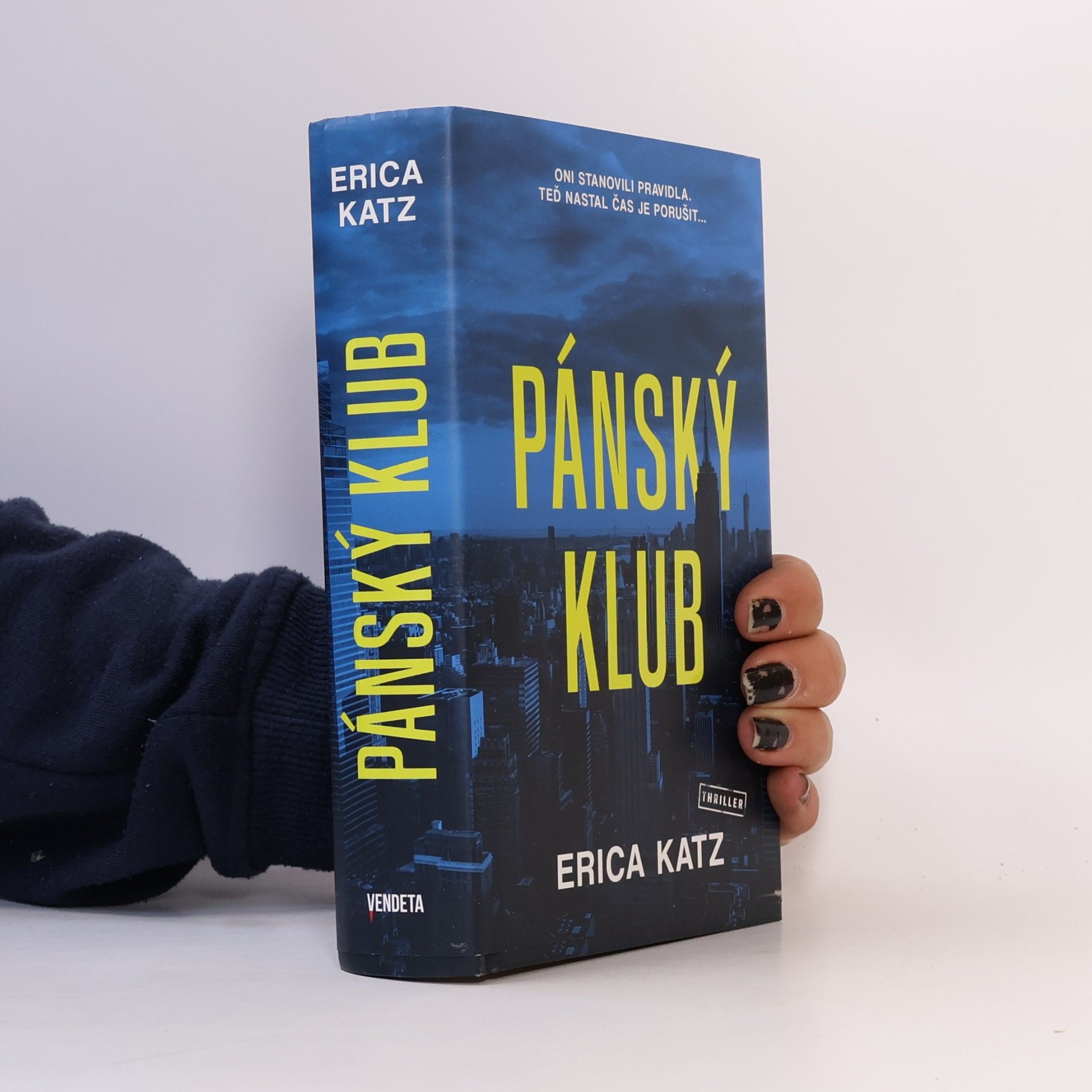 Erica Katz Pánský klub