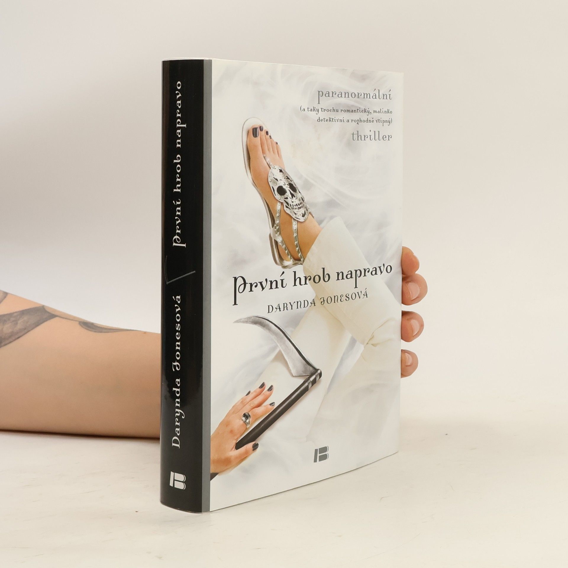 Darynda Jones První hrob napravo