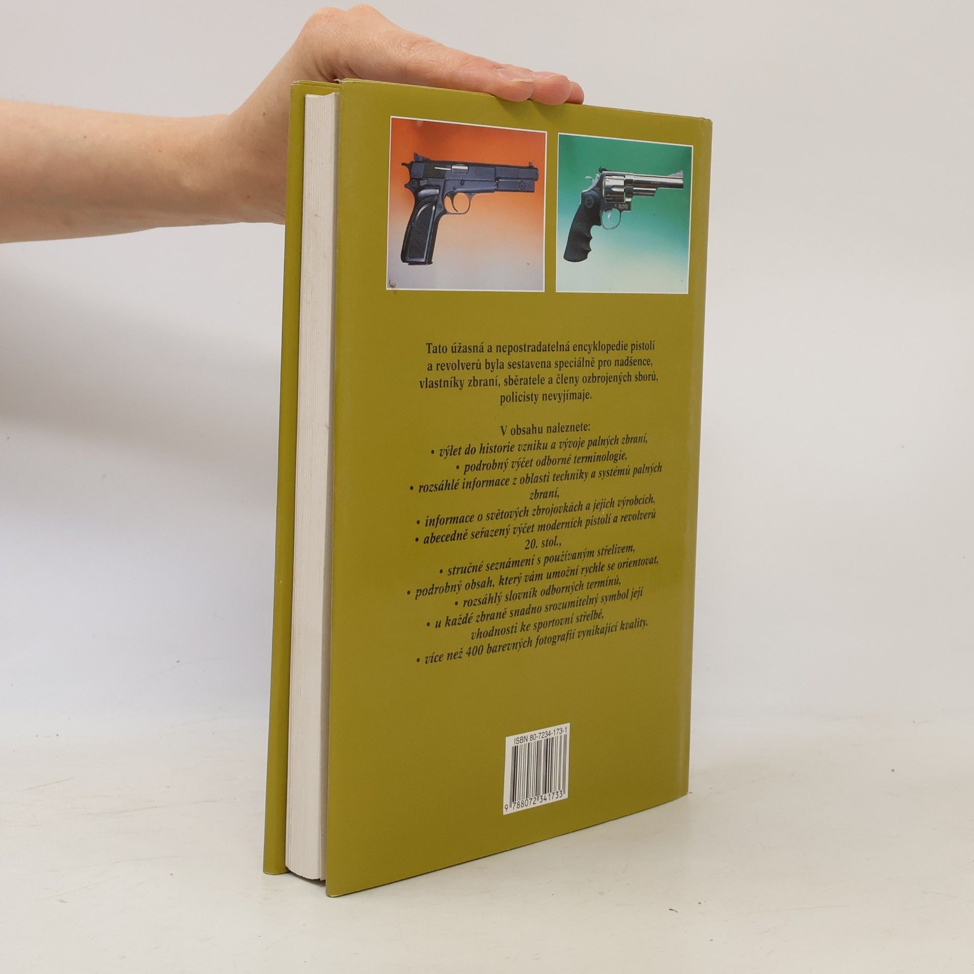 A. E. Hartink Encyklopedie pistolí a revolverů