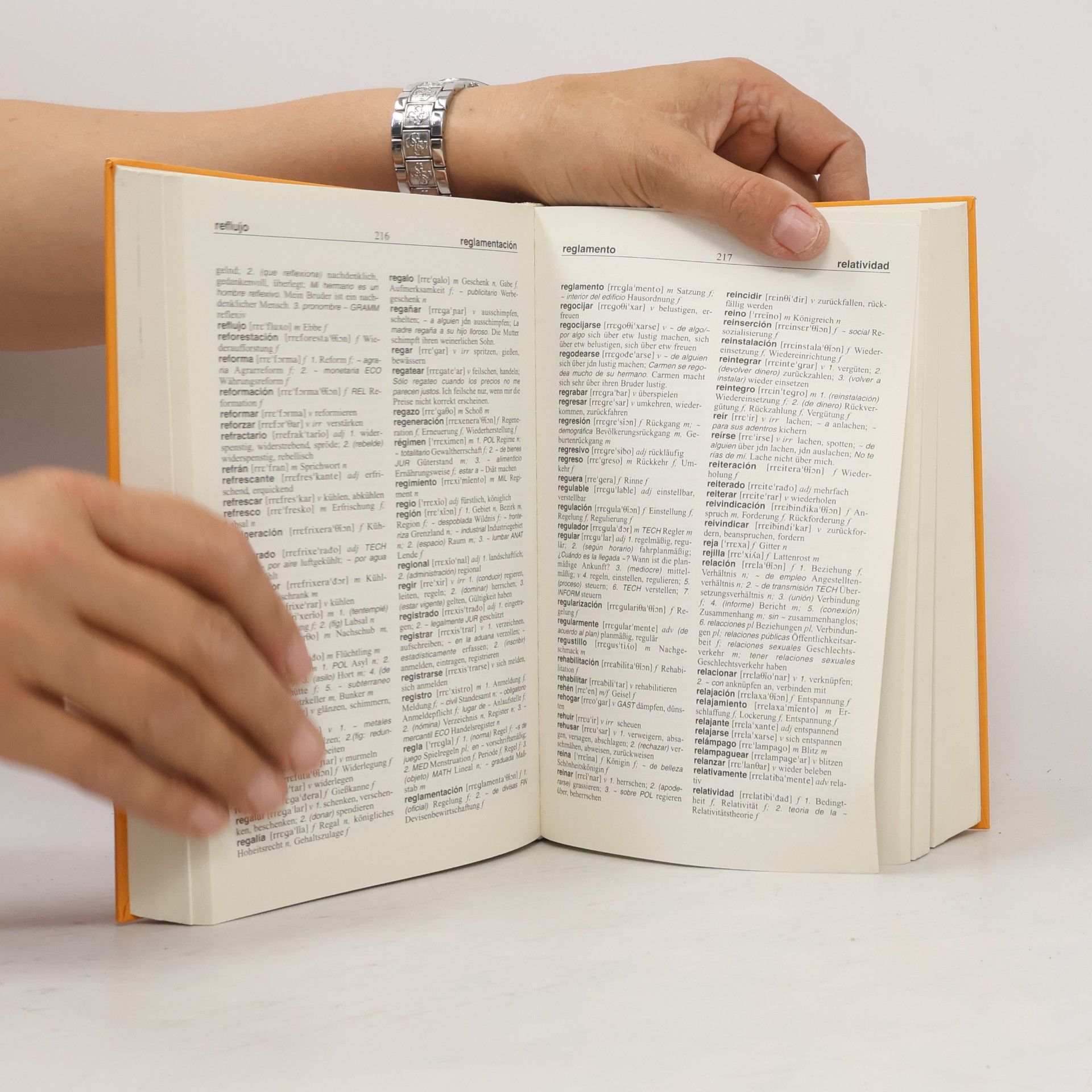 Ilse Hell Neues grosses Wörterbuch, Spanisch-Deutsch, Deutsch-Spanisch