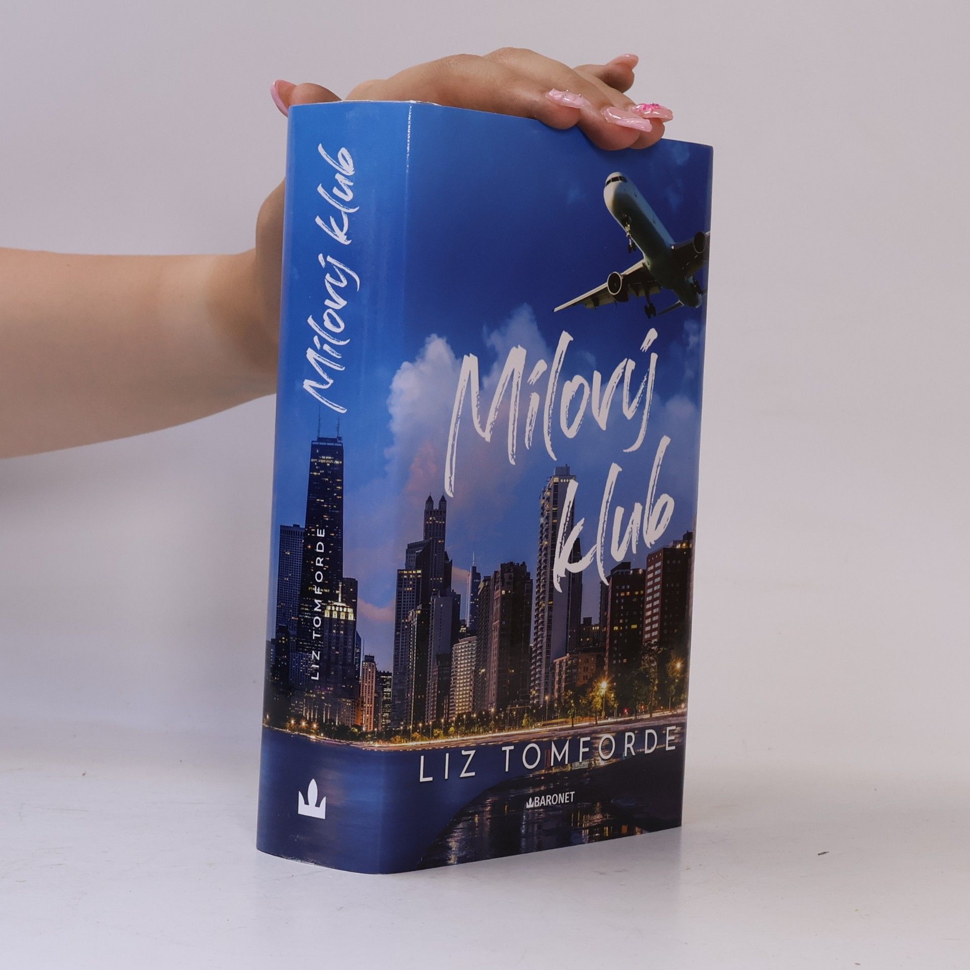 Liz Tomforde Mílový klub