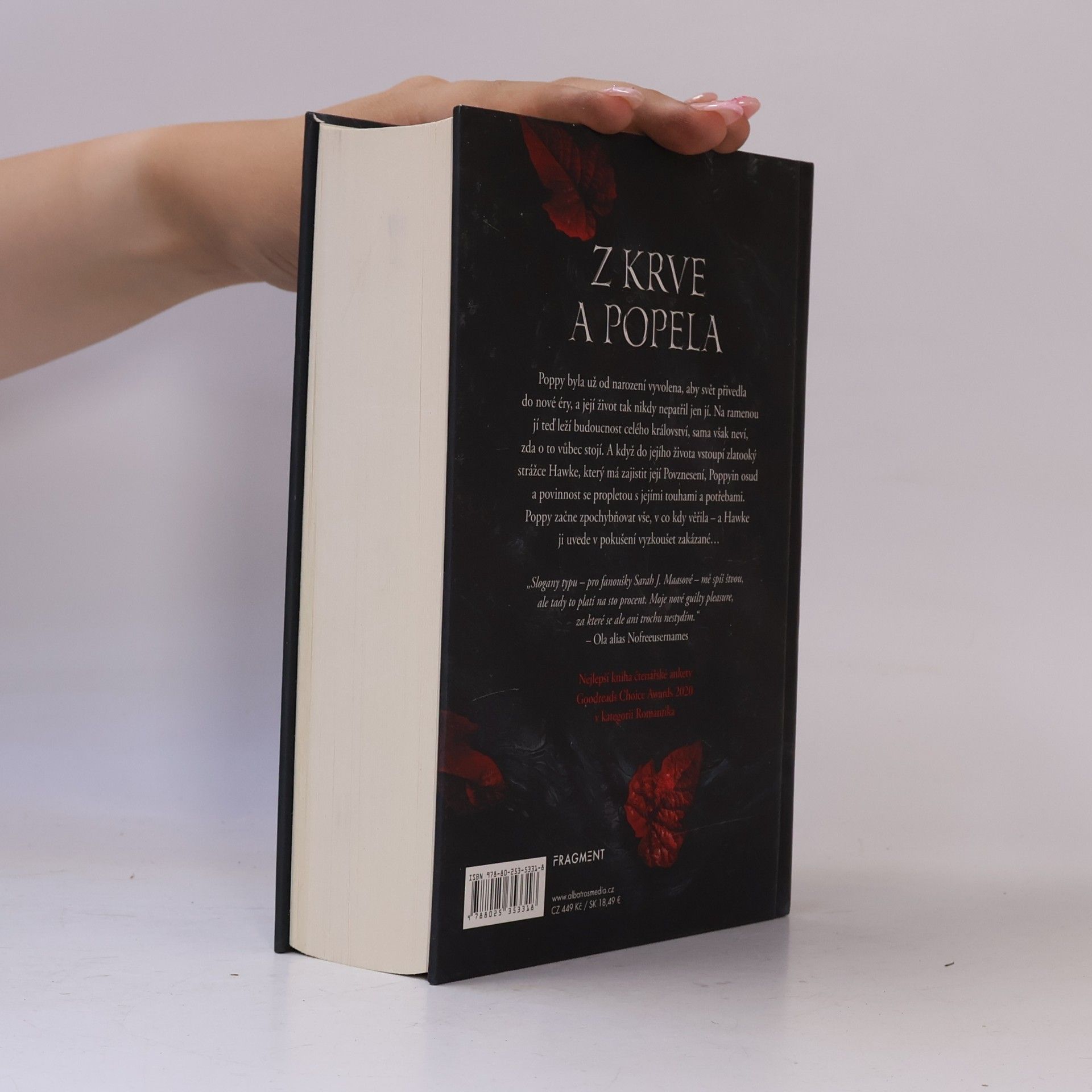 Jennifer Armentrout Z krve a popela