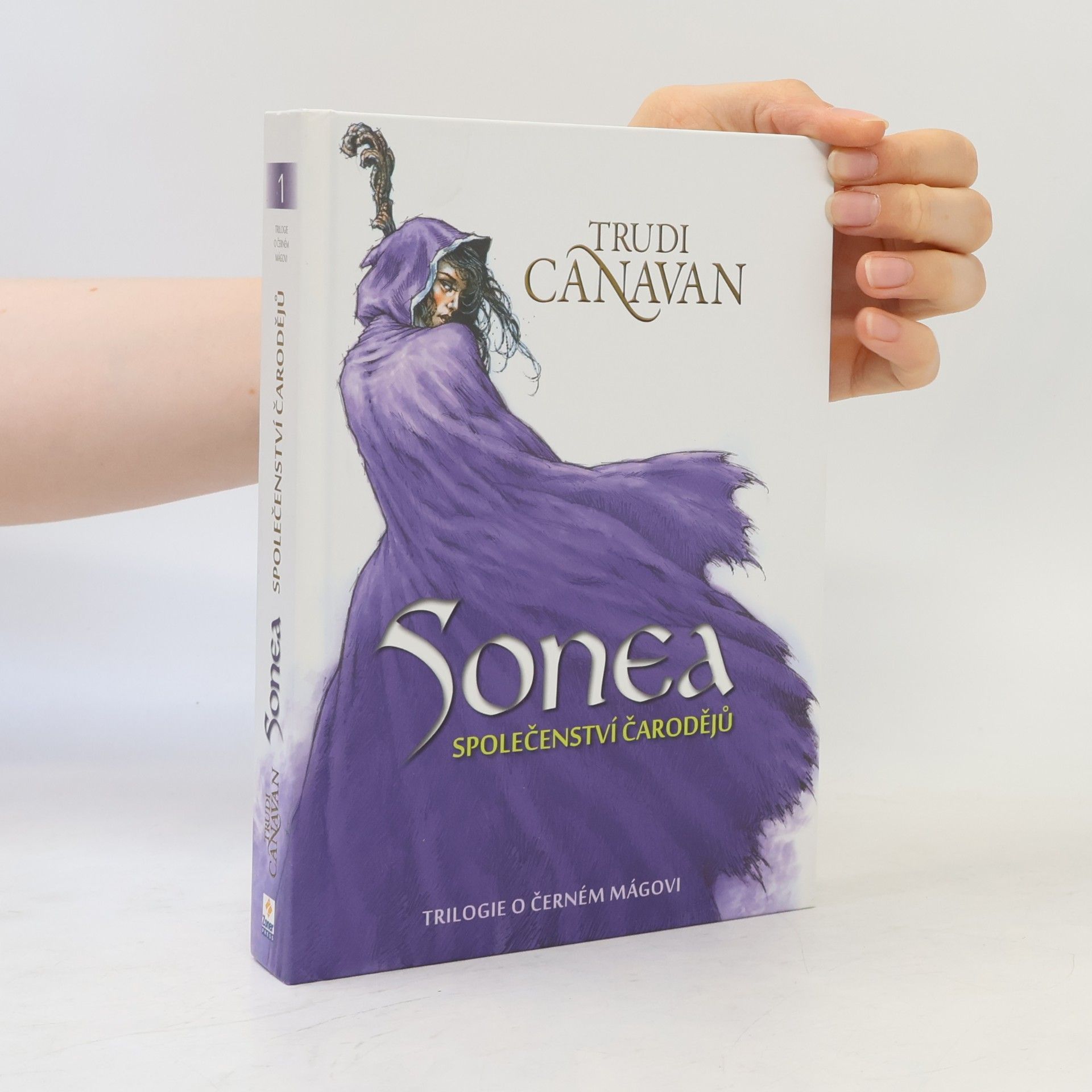Trudi Canavan Sonea: Společenství čarodějů