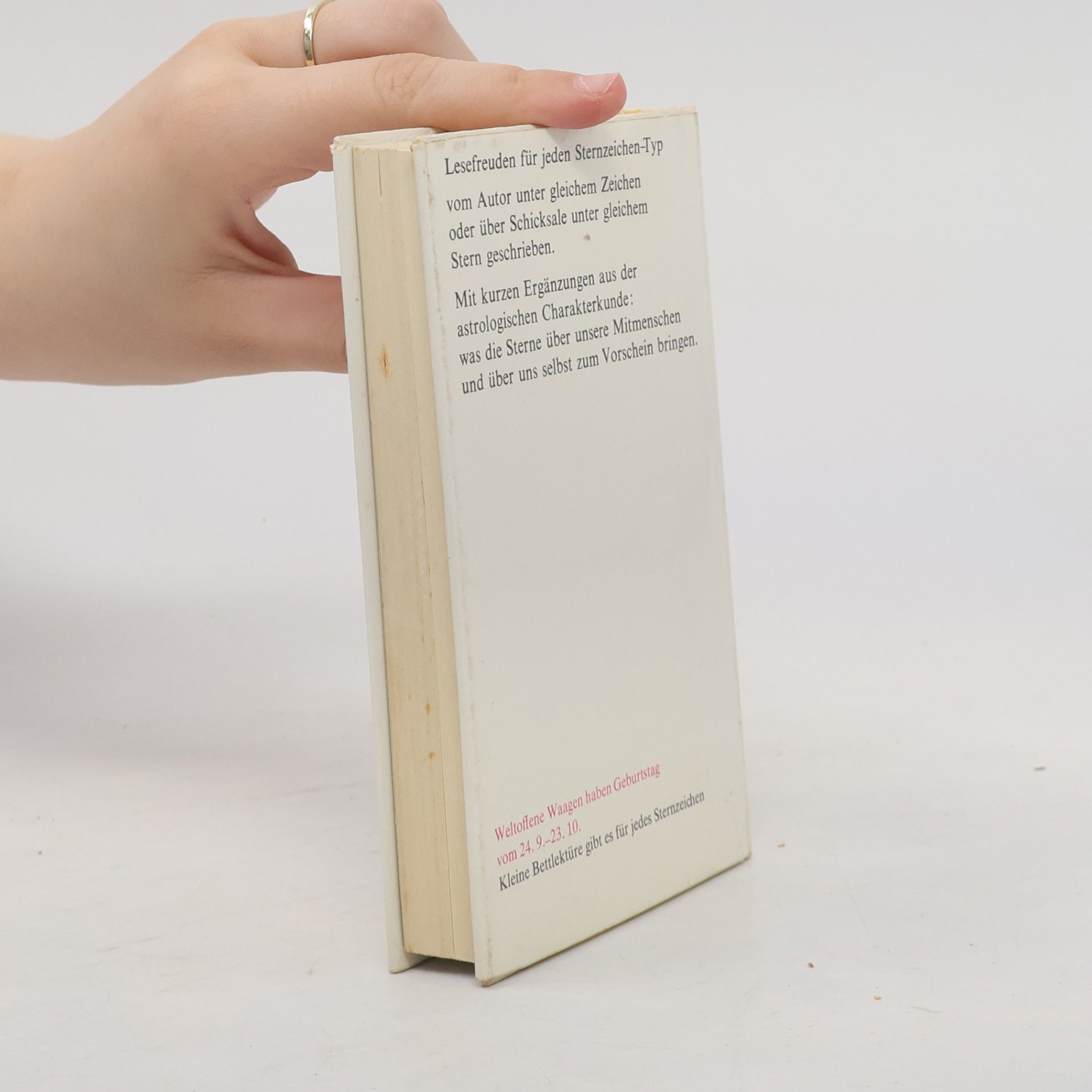 Katharina Steiner Kleine Bettlektüre für weltoffene Waage