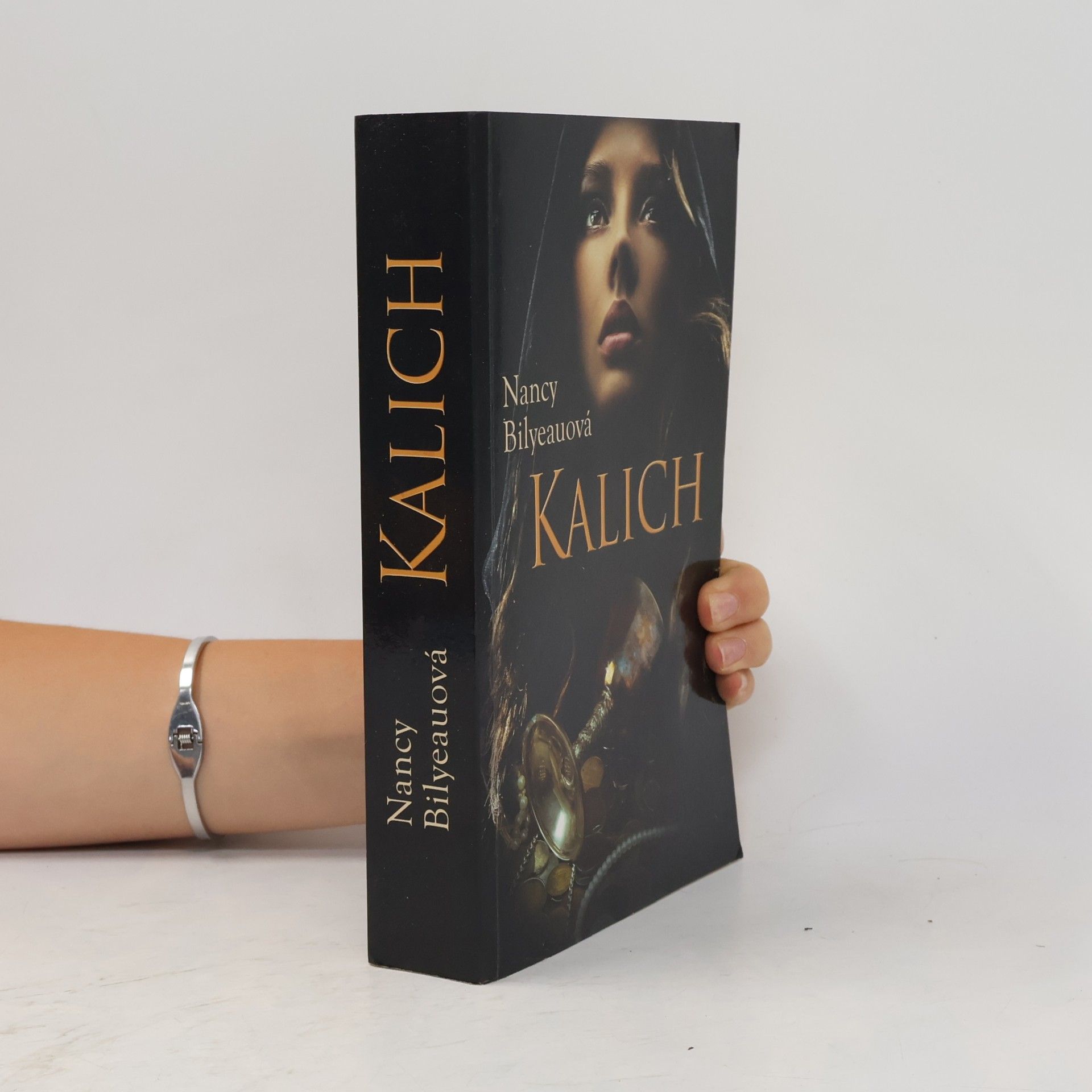 Nancy Bilyeau Kalich