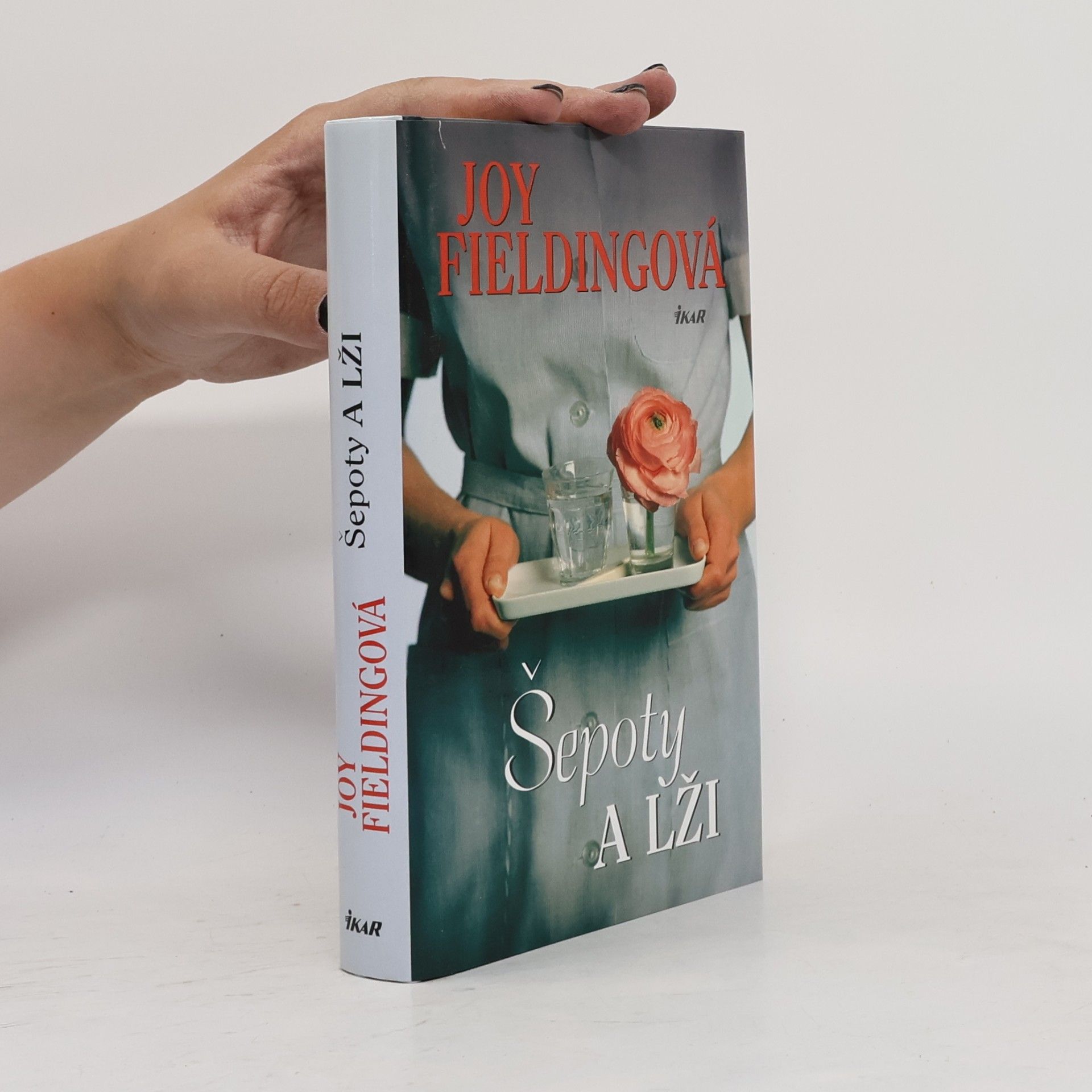 Joy Fielding Šepoty a lži