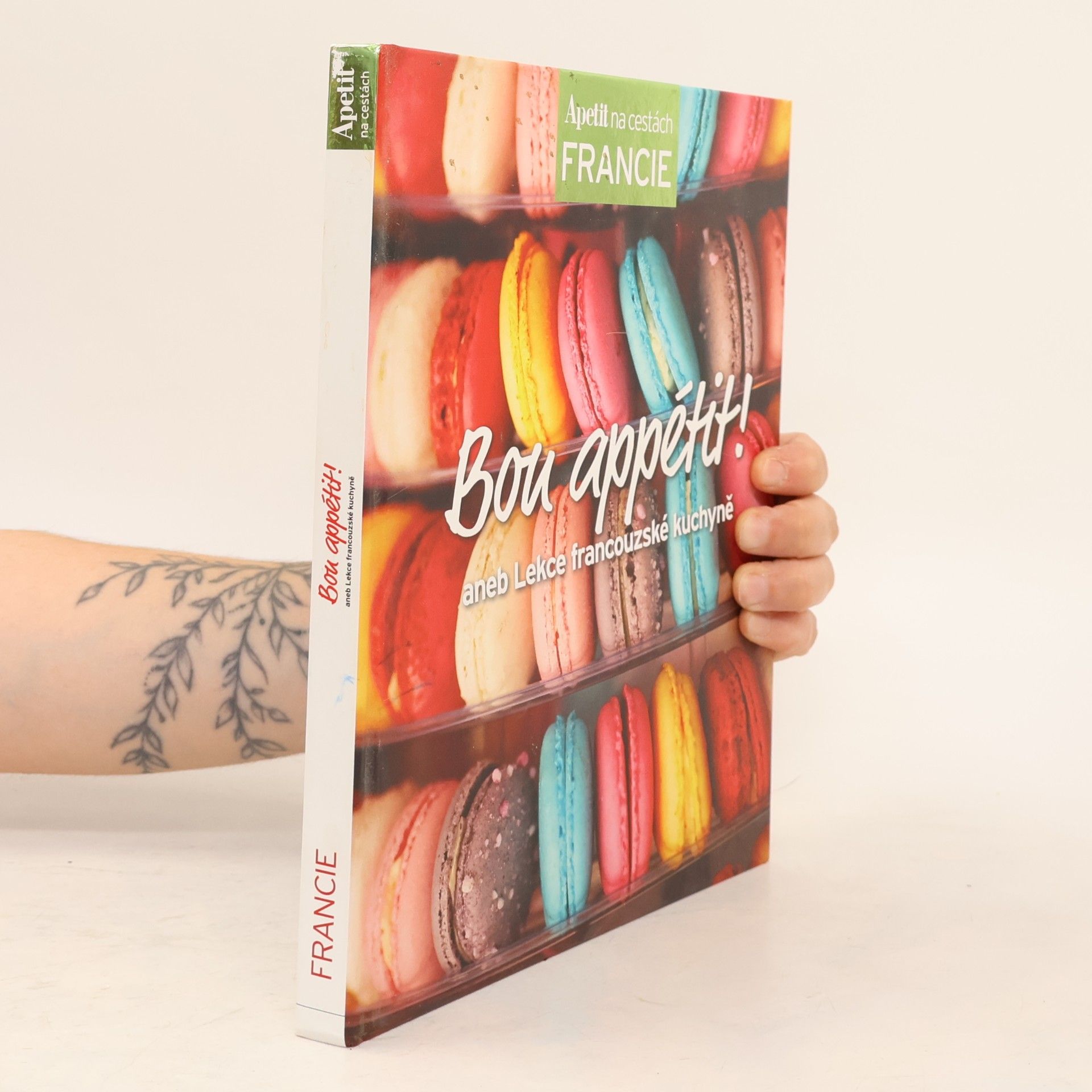 Marek Kučera Bon appétit!, aneb, Lekce francouzské kuchyně