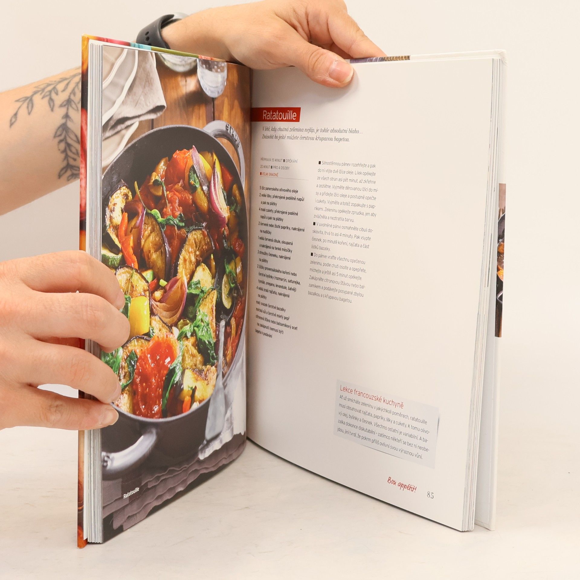 Marek Kučera Bon appétit!, aneb, Lekce francouzské kuchyně