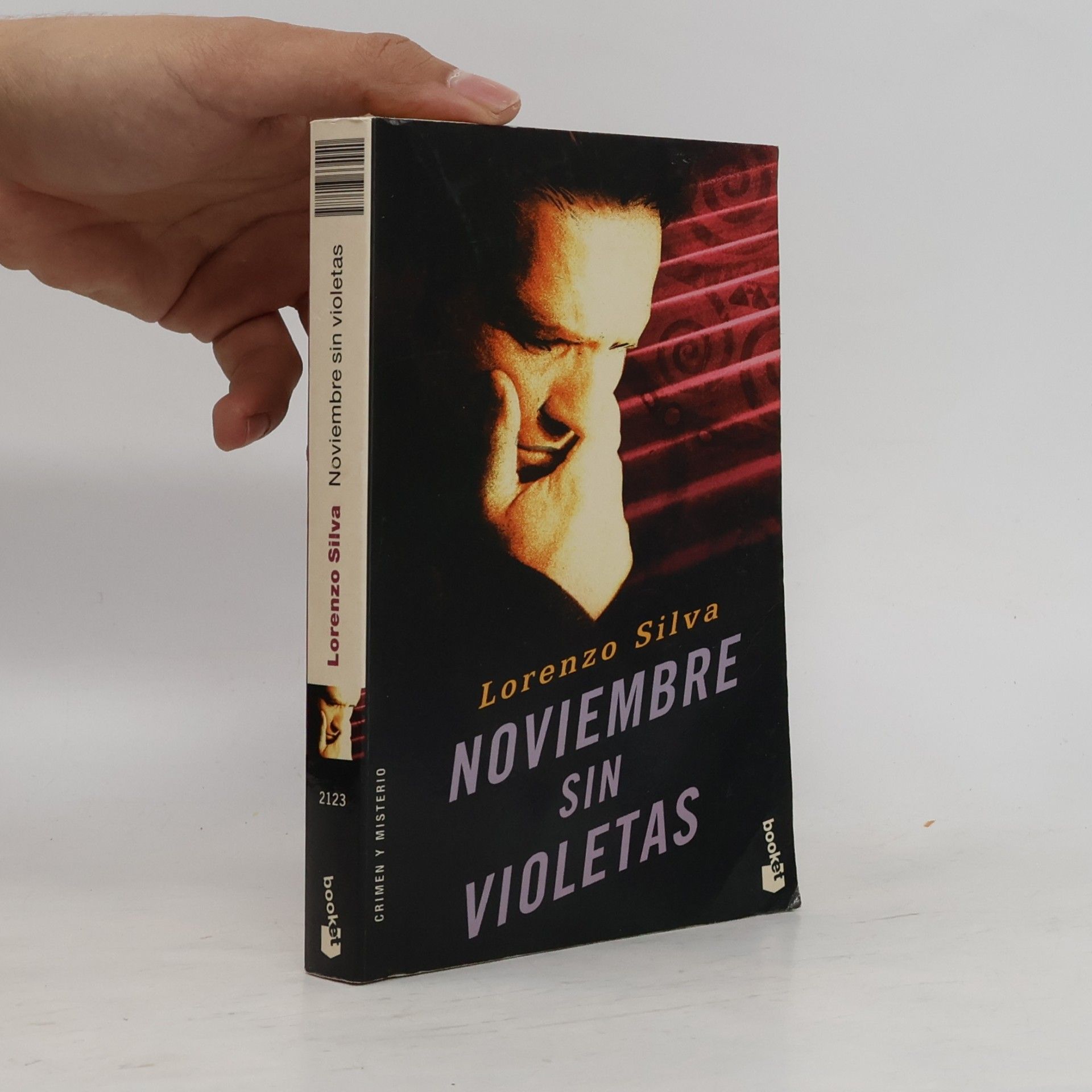 Lorenzo Silva Noviembre sin violetas