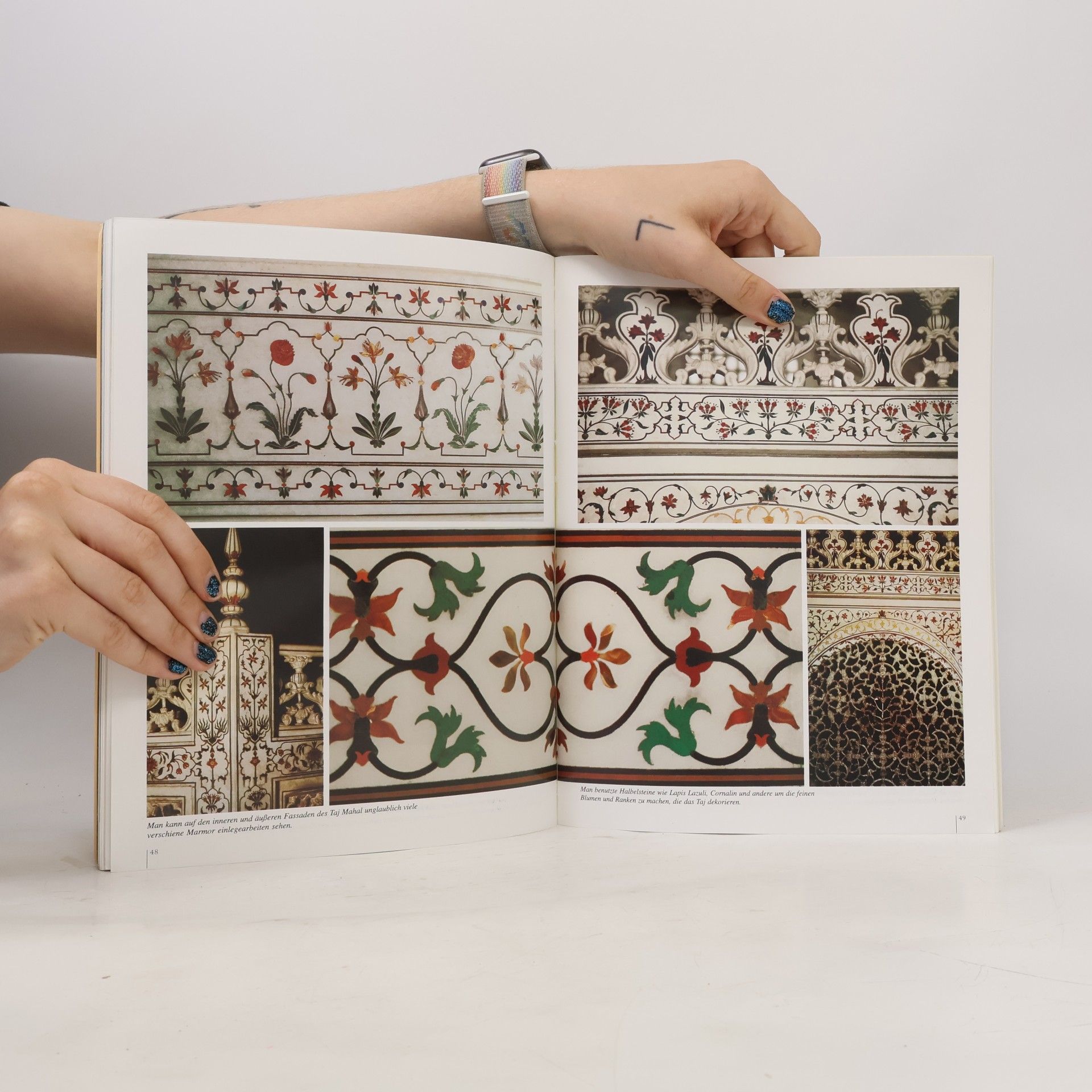 Frontline Books Delhi, Agra & Jaipur The Glorious Cities