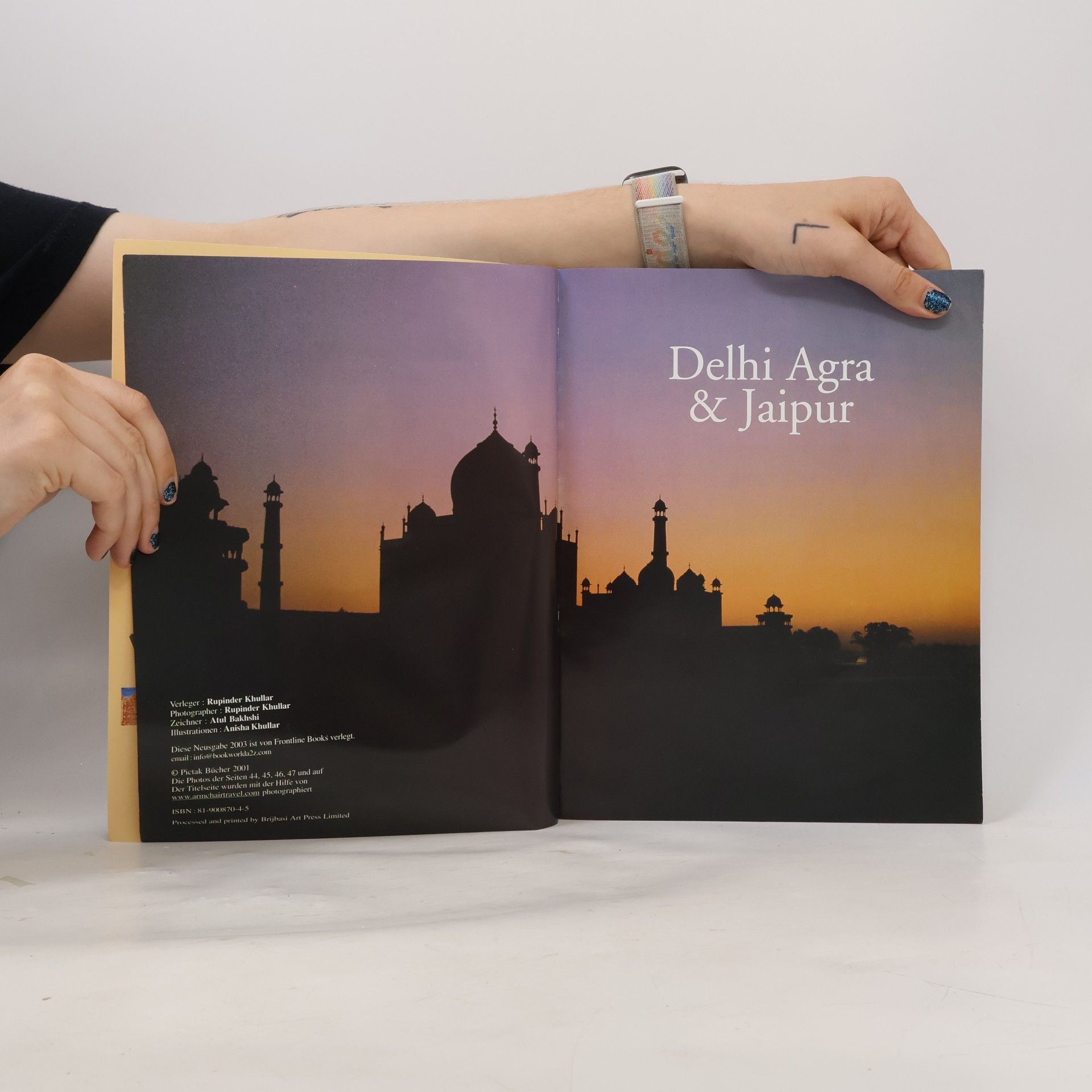 Frontline Books Delhi, Agra & Jaipur The Glorious Cities