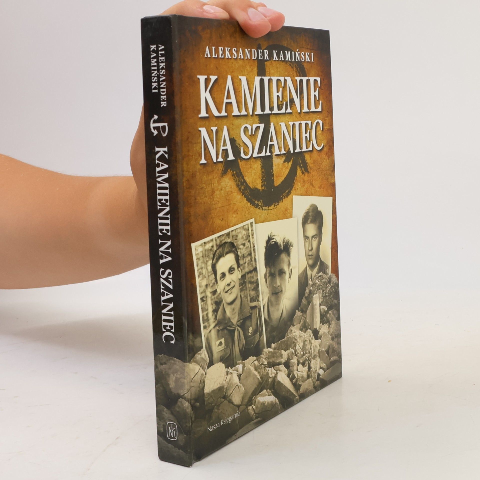Aleksander Kamiński Kamienie na szaniec
