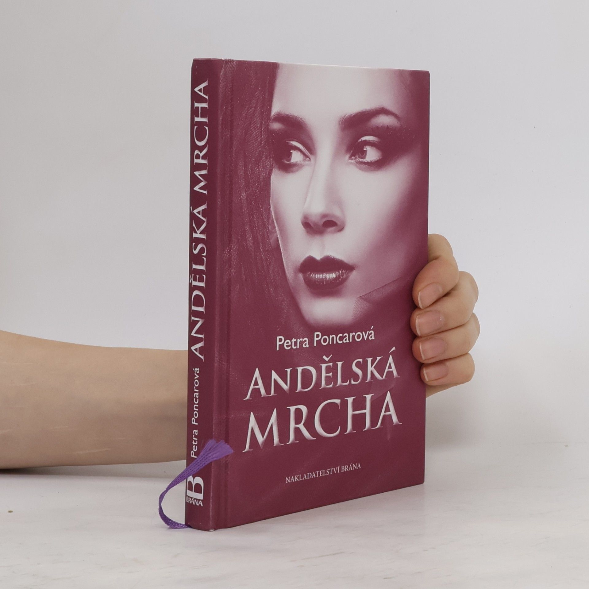 Petra Poncarová Andělská mrcha