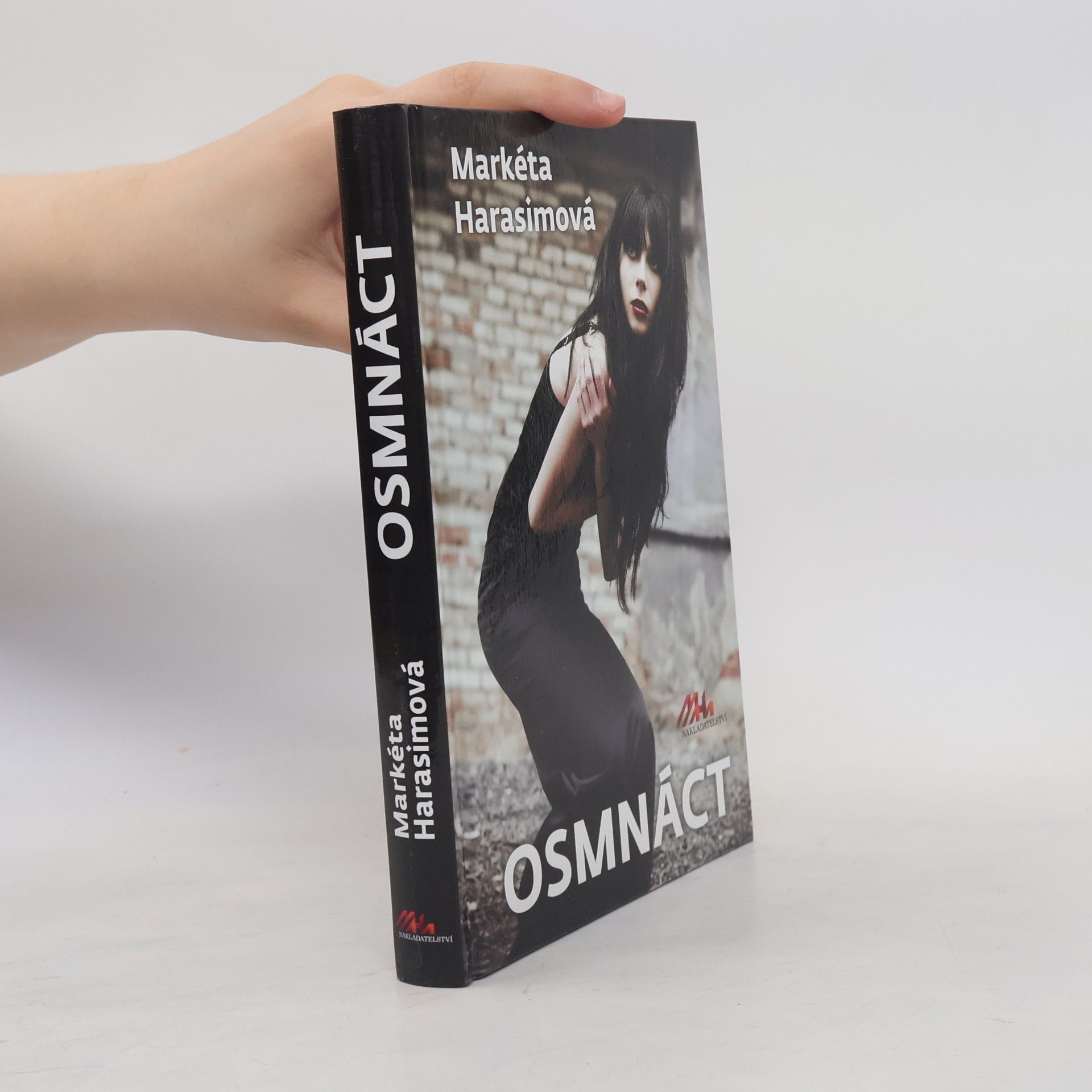 Osmnáct