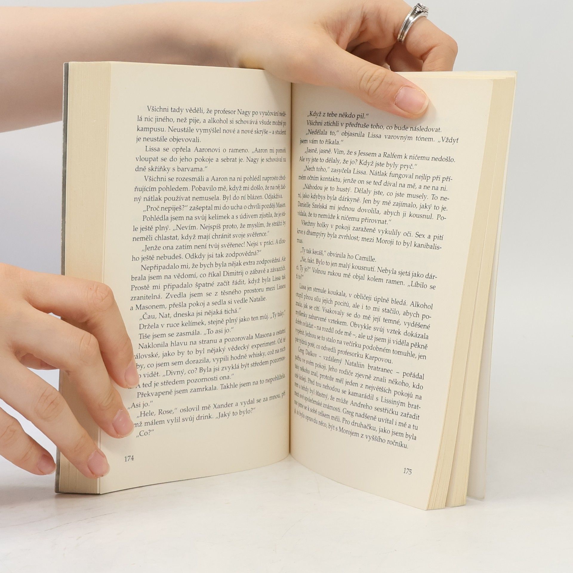 Richelle Mead Vampýrská akademie