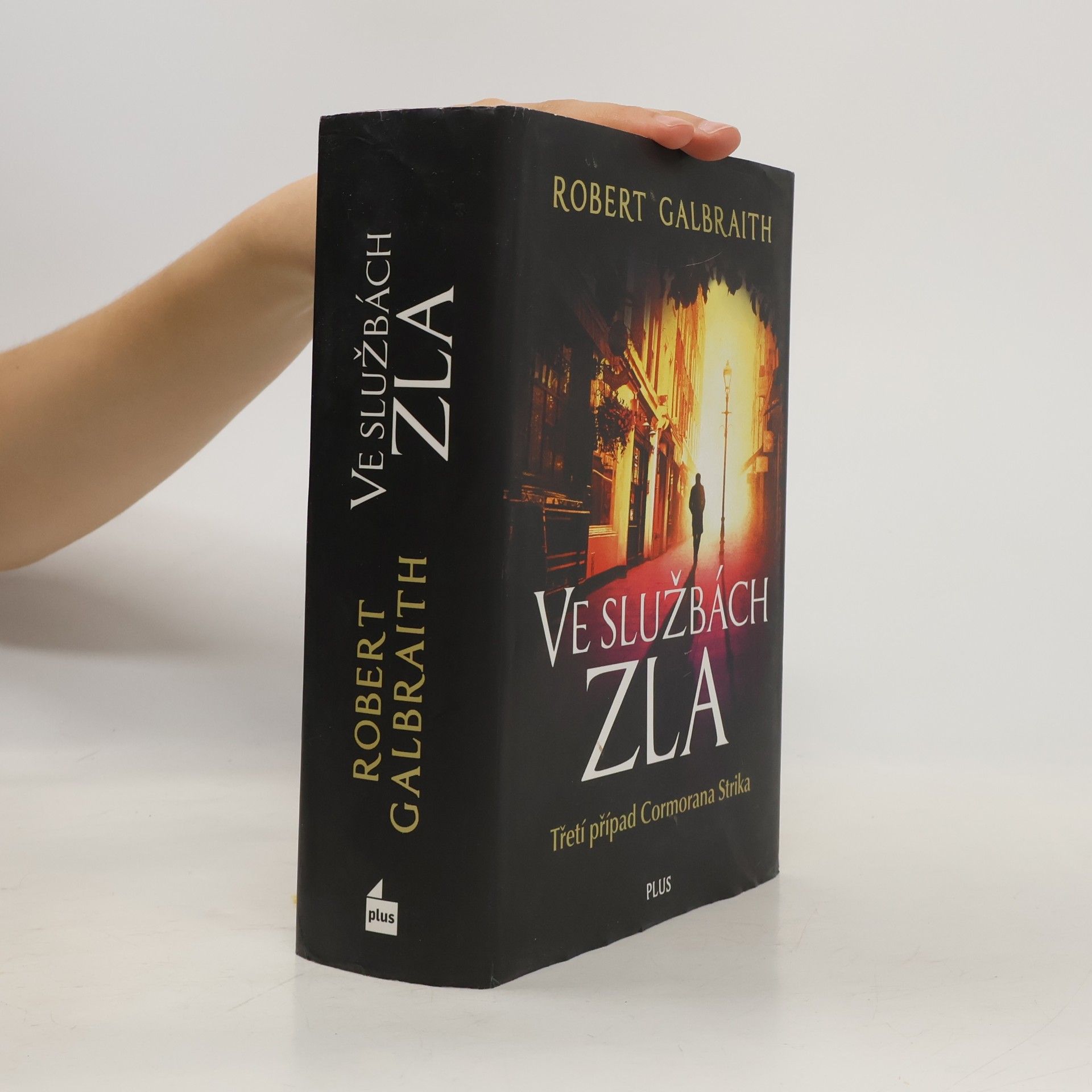 Joanne K. Rowlingová Ve službách zla