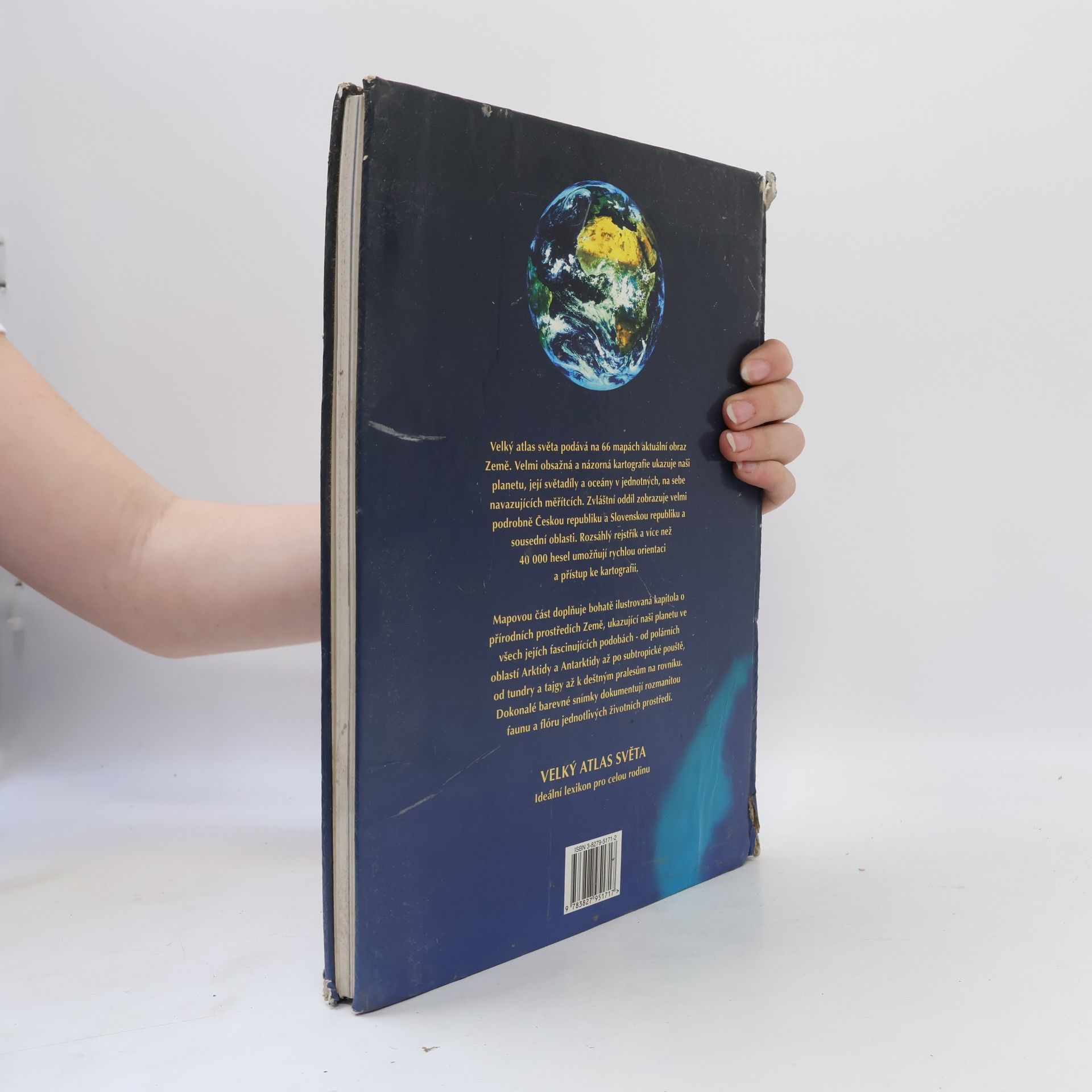 Helena Kholová Velký atlas světa