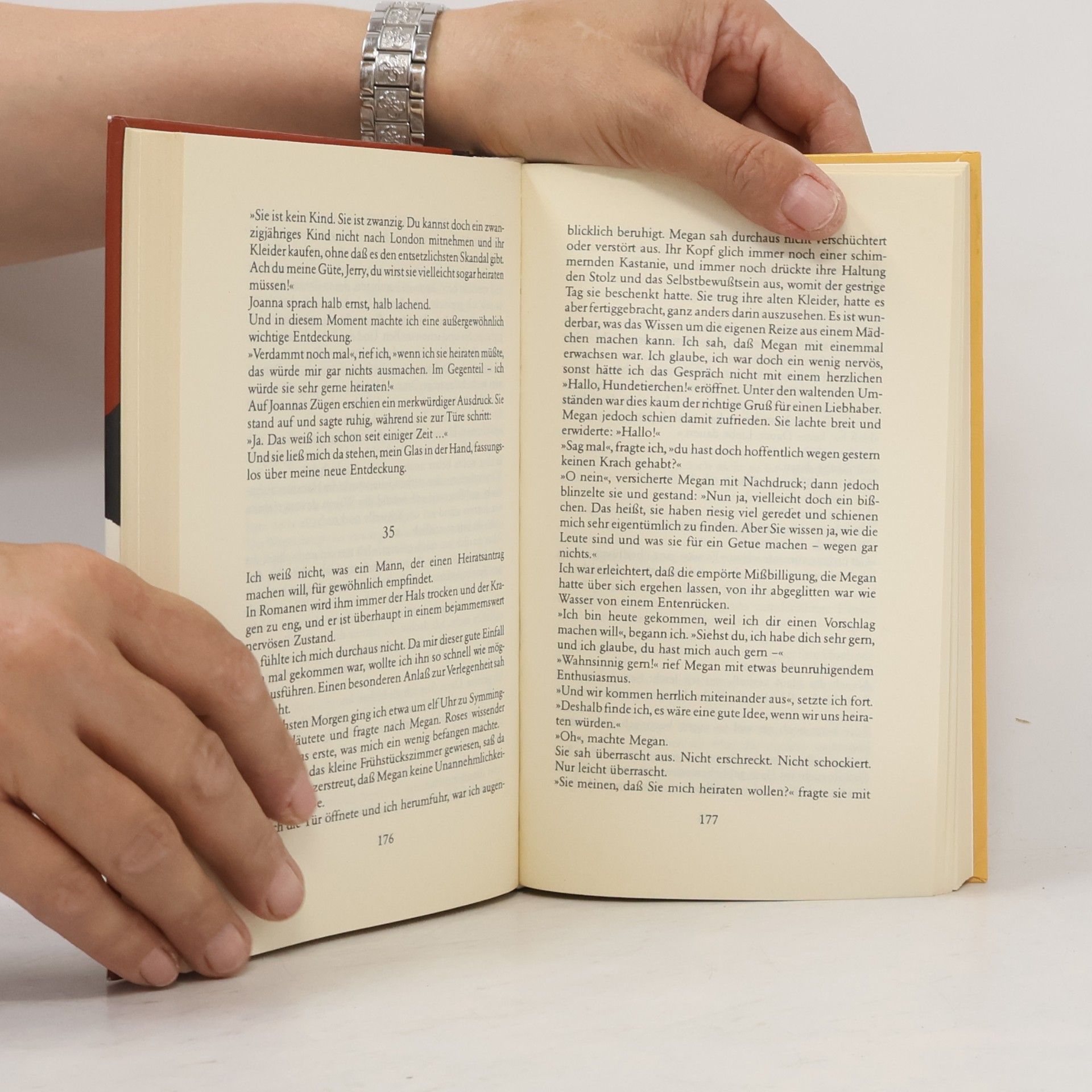Agatha Christie Die Schattenhand. Ein Mord wird angekündigt