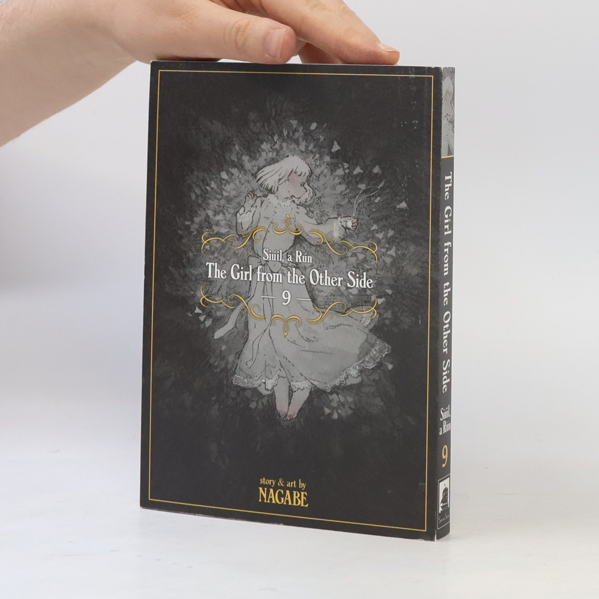 The Girl From the Other Side: Siuil, a Run Vol. 9