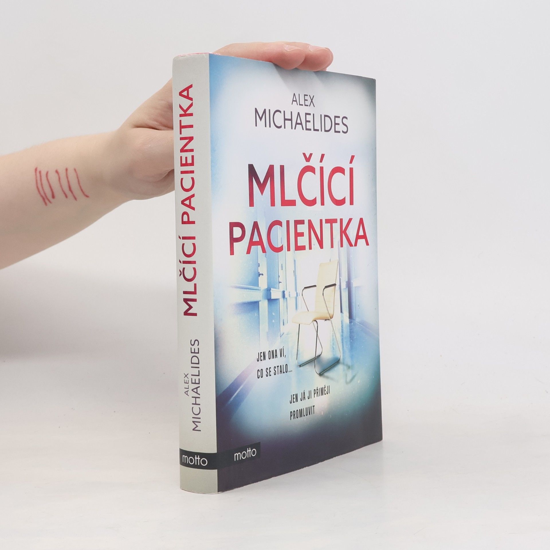 Mlčící pacientka